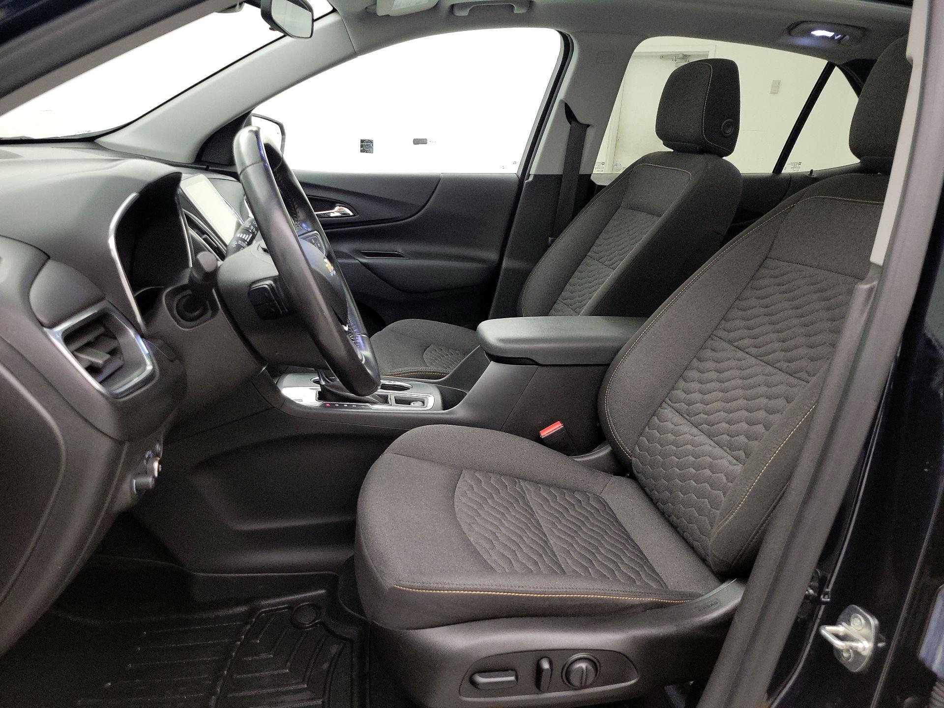 Thumbnail: 2021 Chevrolet Equinox - 11