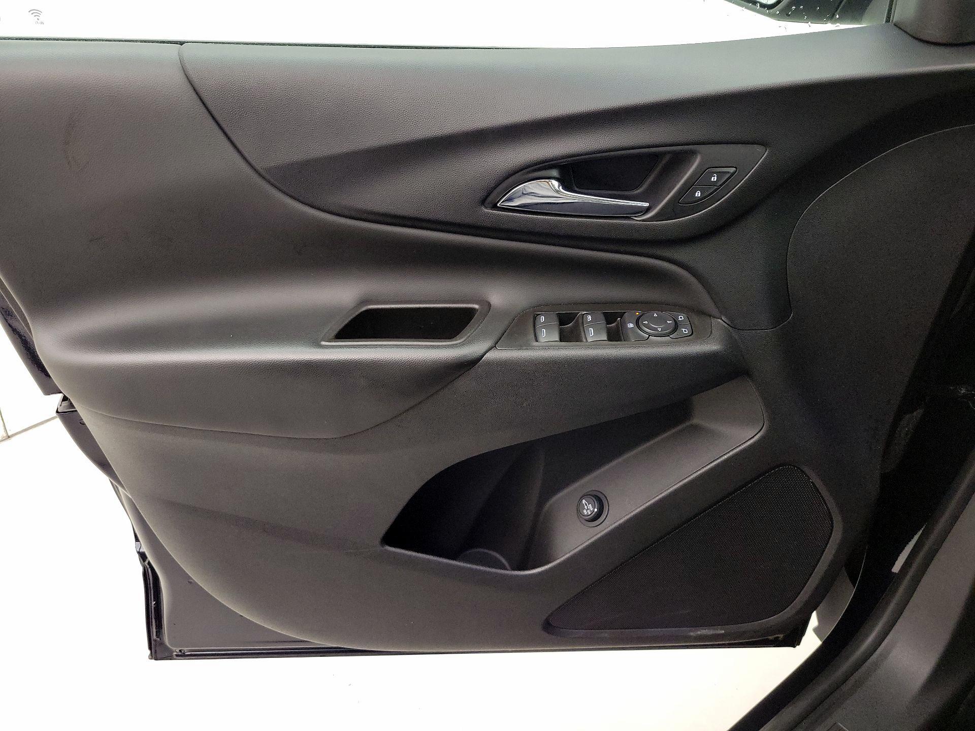 Thumbnail: 2021 Chevrolet Equinox - 12