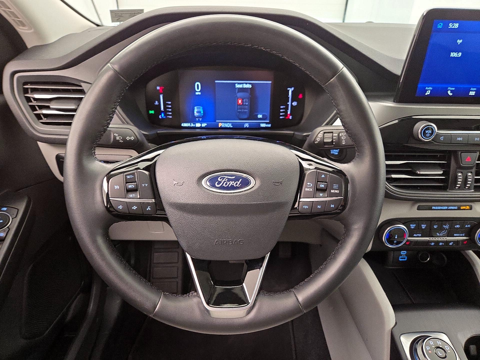 Thumbnail: 2023 Ford Escape - 10