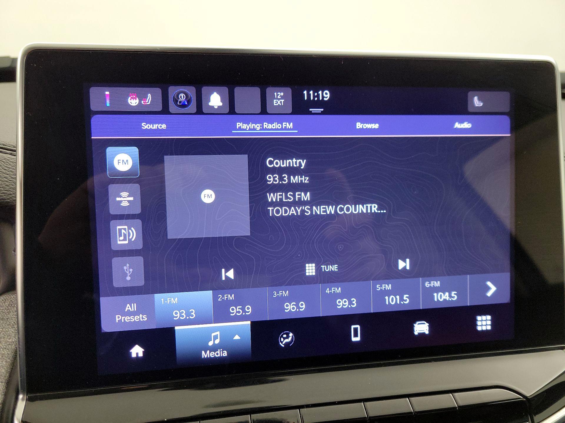 Thumbnail: 2022 Jeep Compass - 15