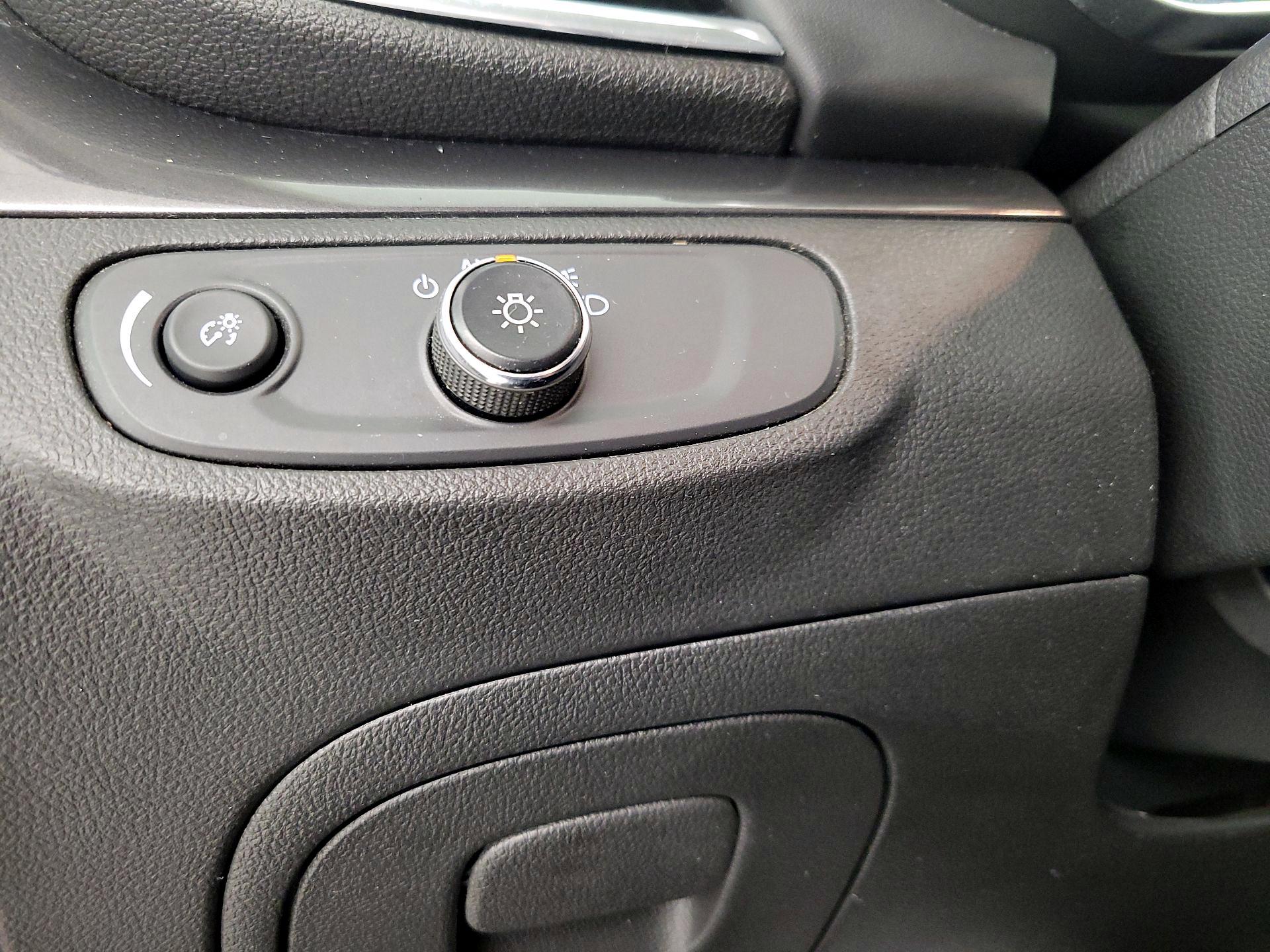 Thumbnail: 2020 Buick Encore - 13