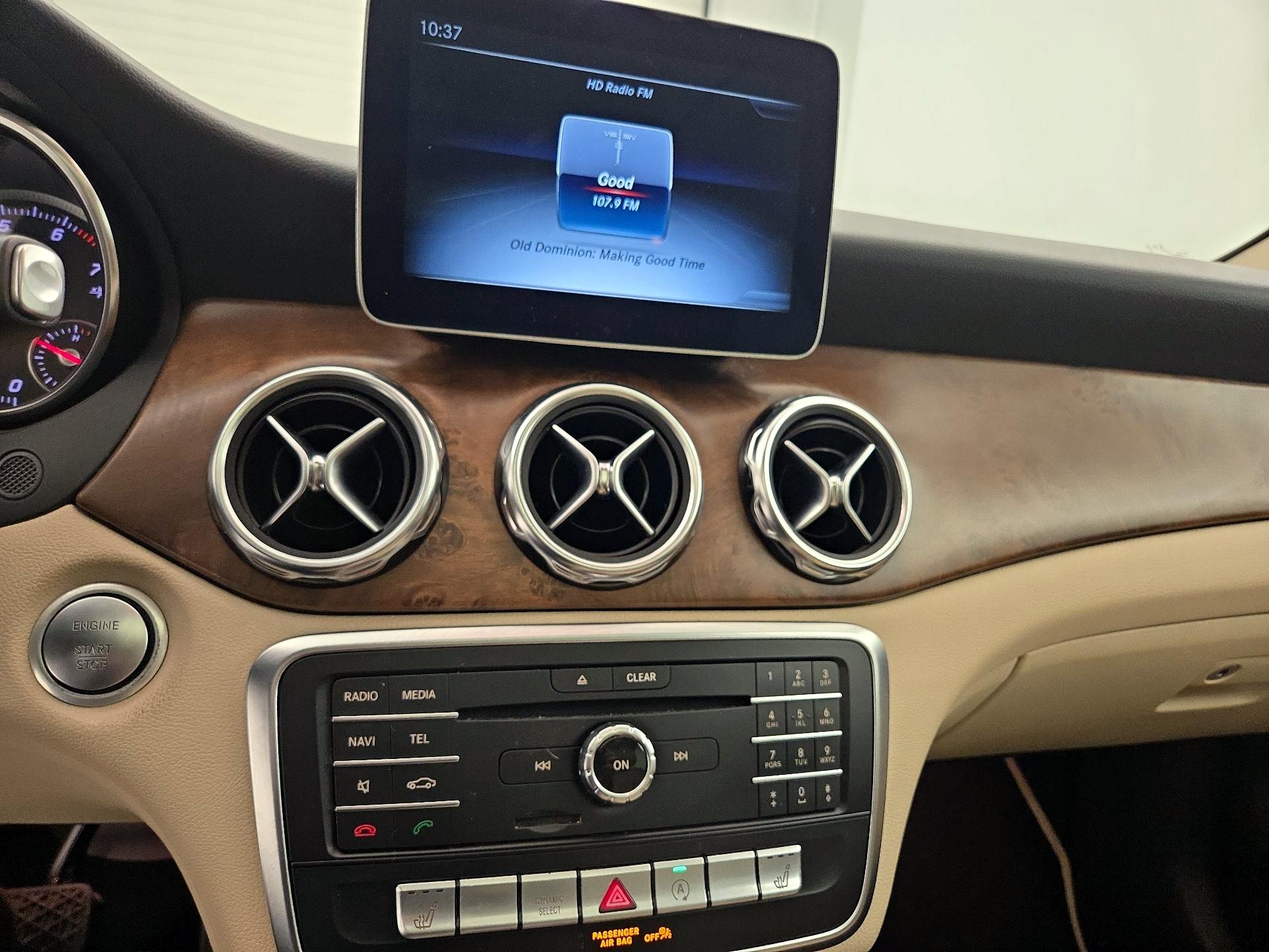 Thumbnail: 2020 Mercedes-Benz GLA - 15