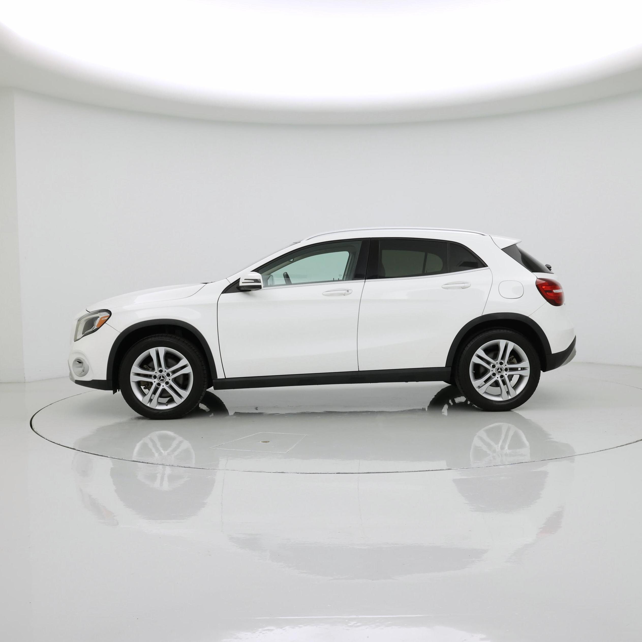 Thumbnail: 2020 Mercedes-Benz GLA - 3