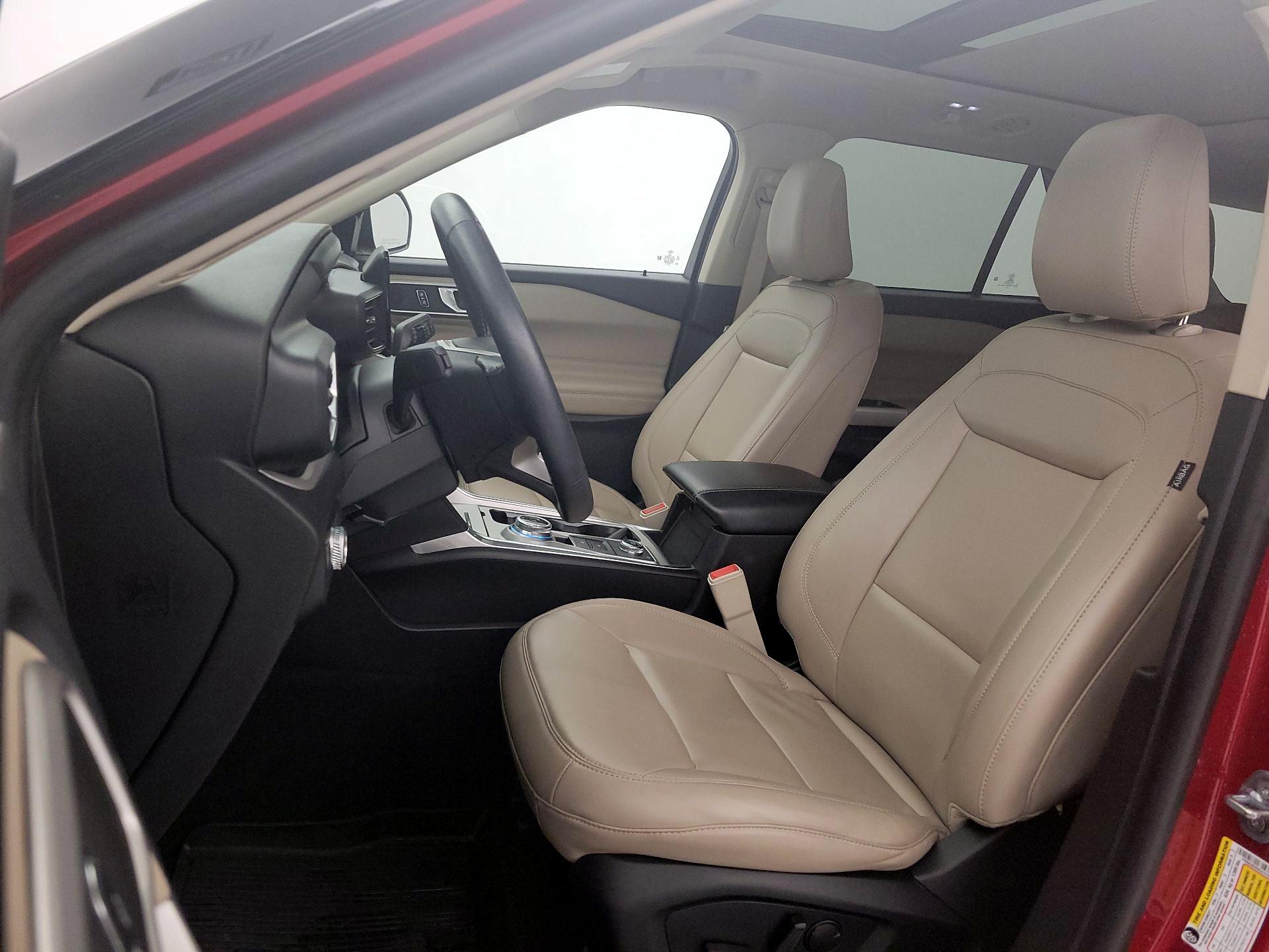 Thumbnail: 2022 Ford Explorer - 11