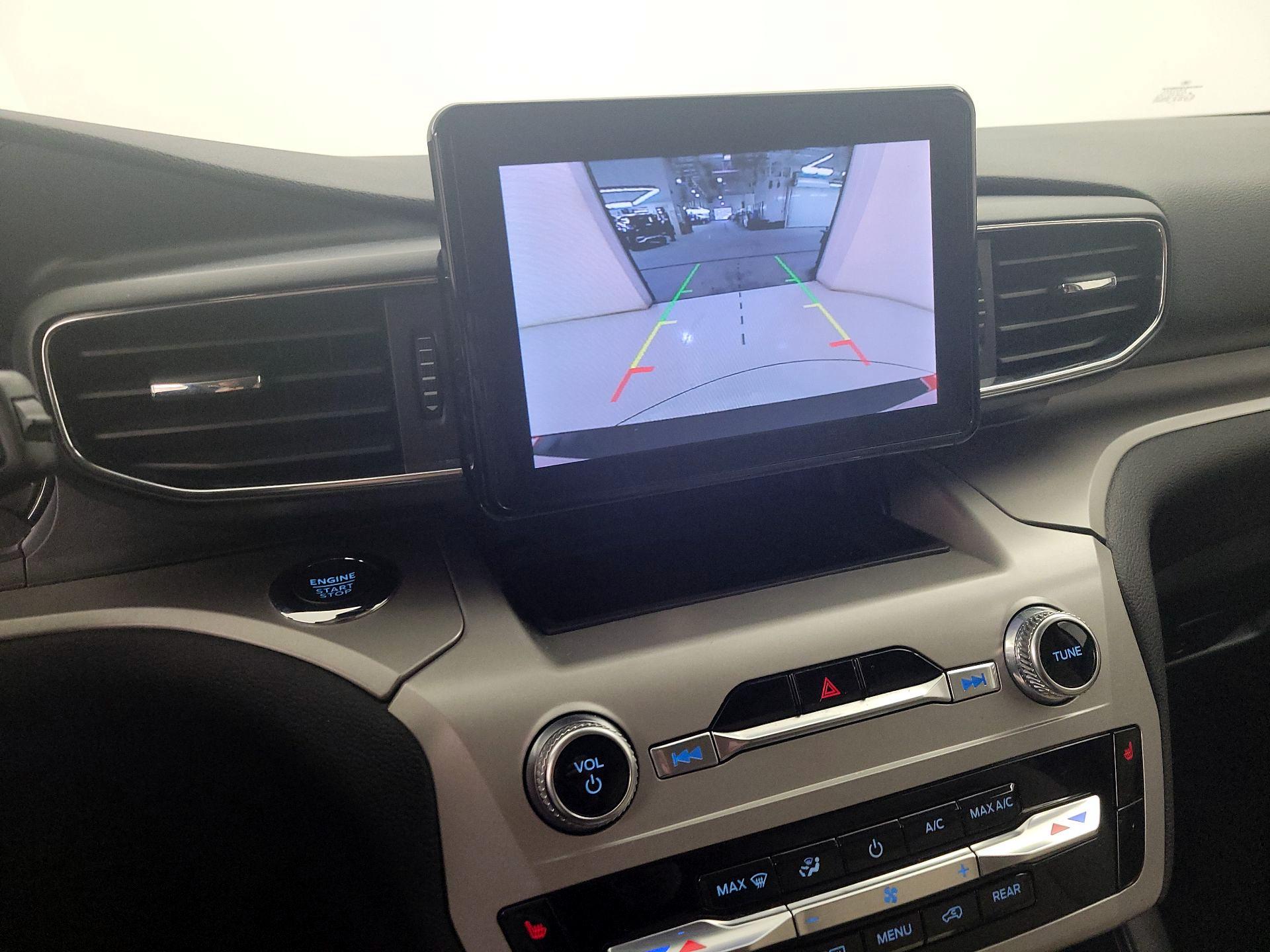 Thumbnail: 2022 Ford Explorer - 15