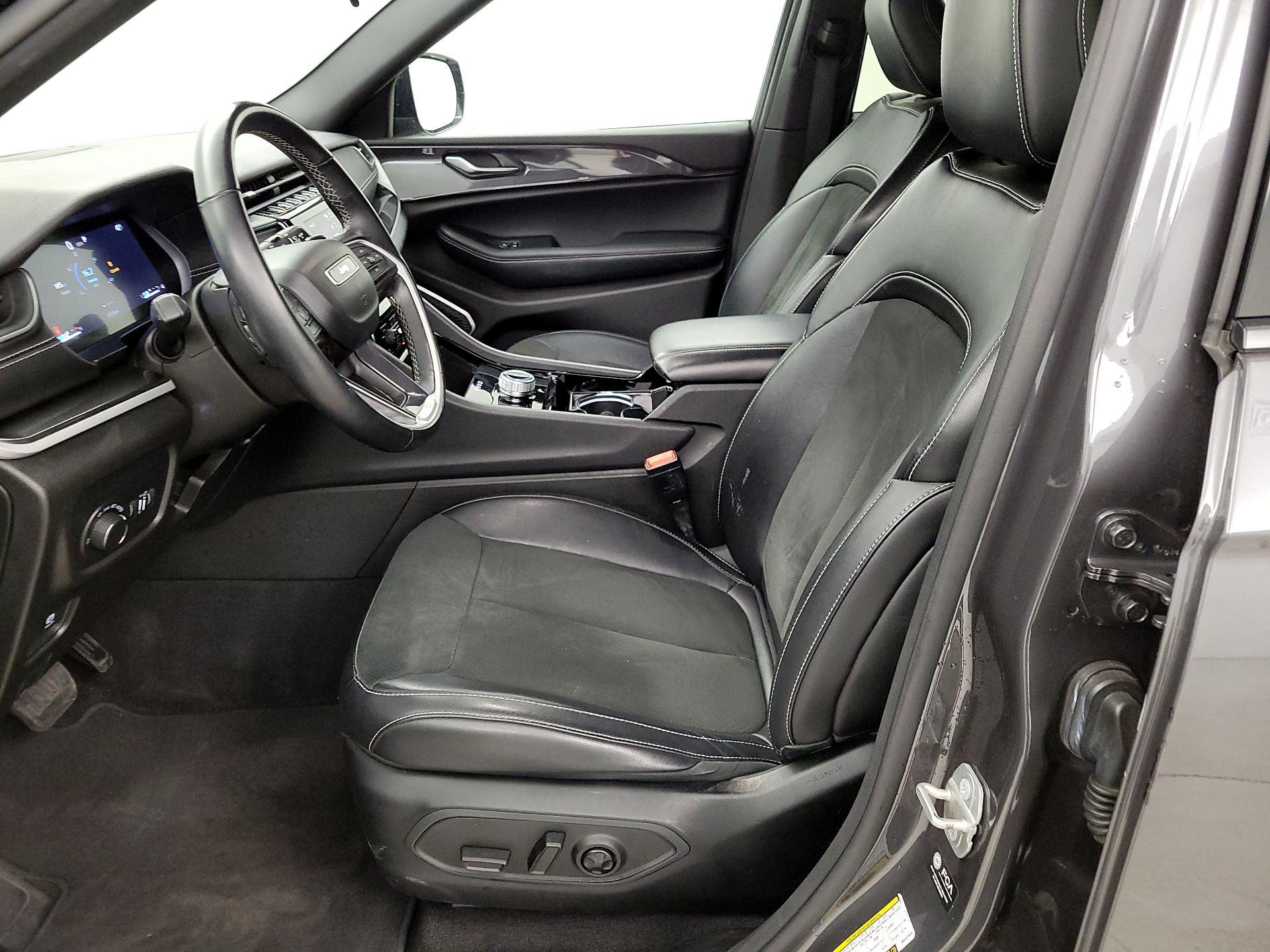 Thumbnail: 2021 Jeep Grand Cherokee L - 11