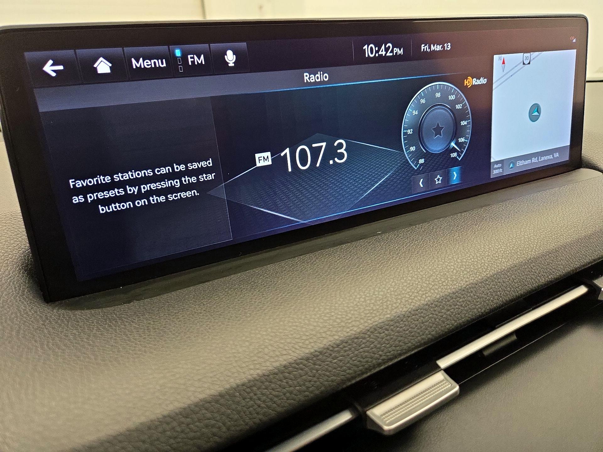 Thumbnail: 2022 Genesis GV70 - 16