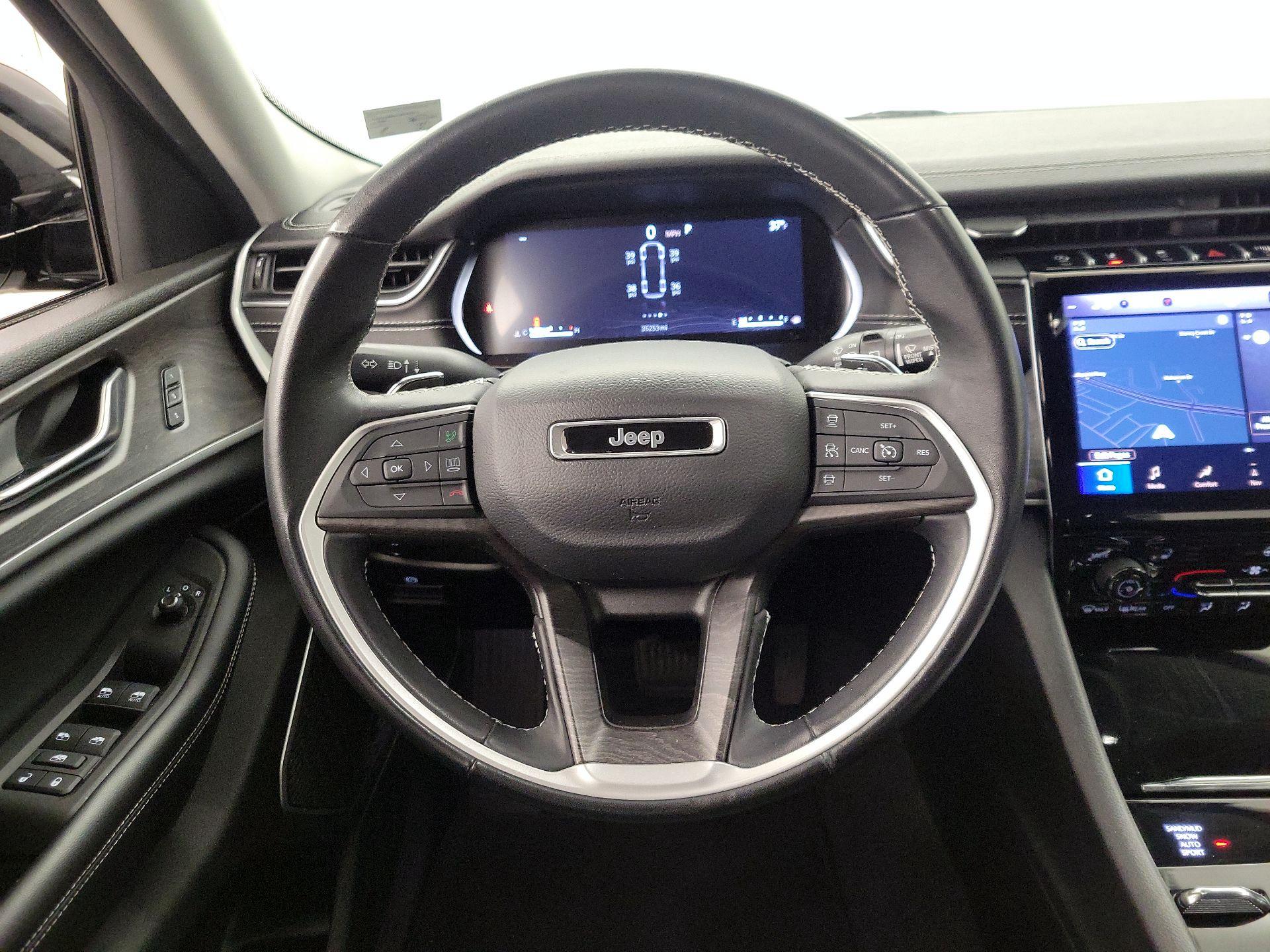 Thumbnail: 2022 Jeep Grand Cherokee - 10