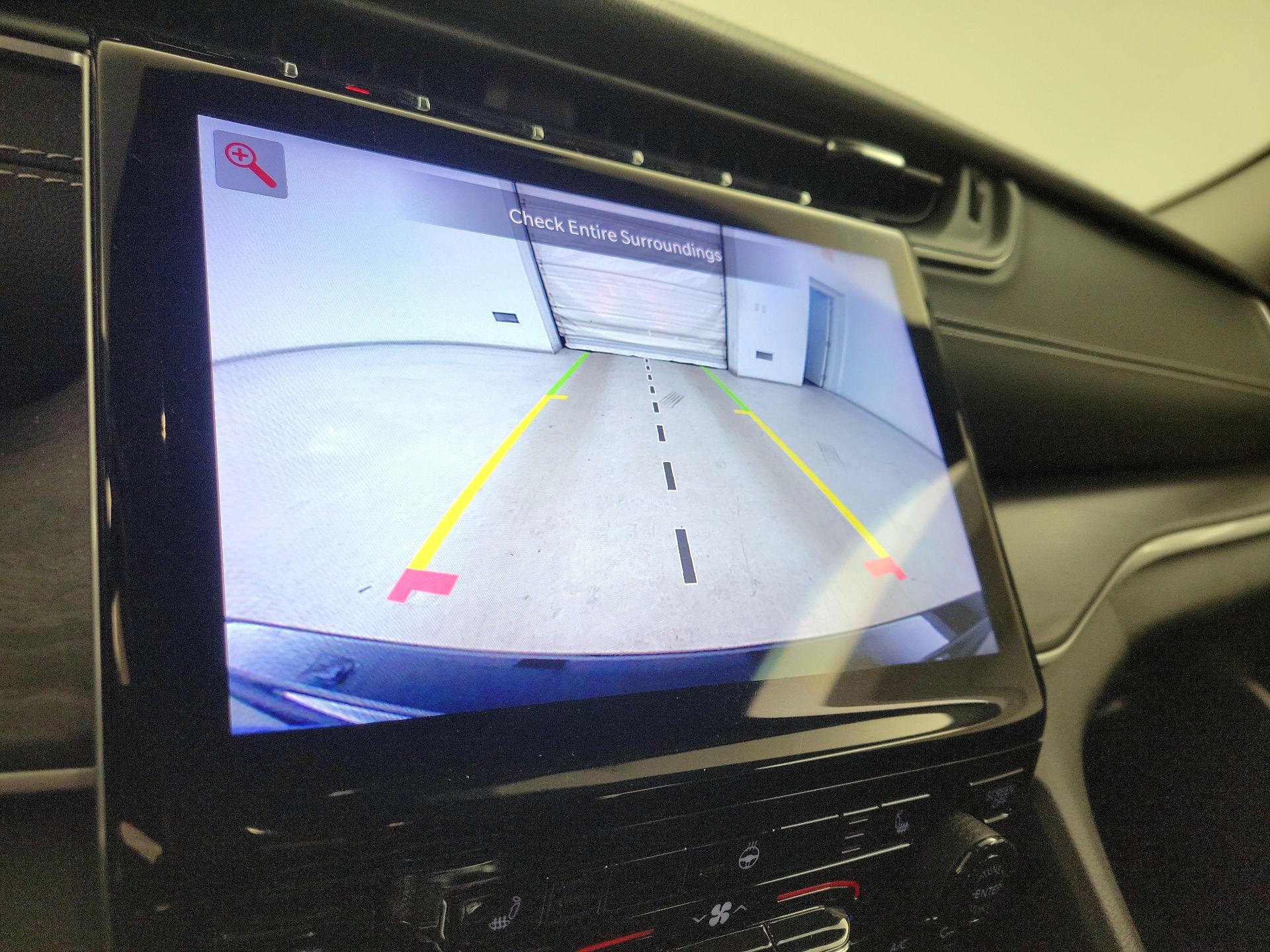 Thumbnail: 2022 Jeep Grand Cherokee - 15