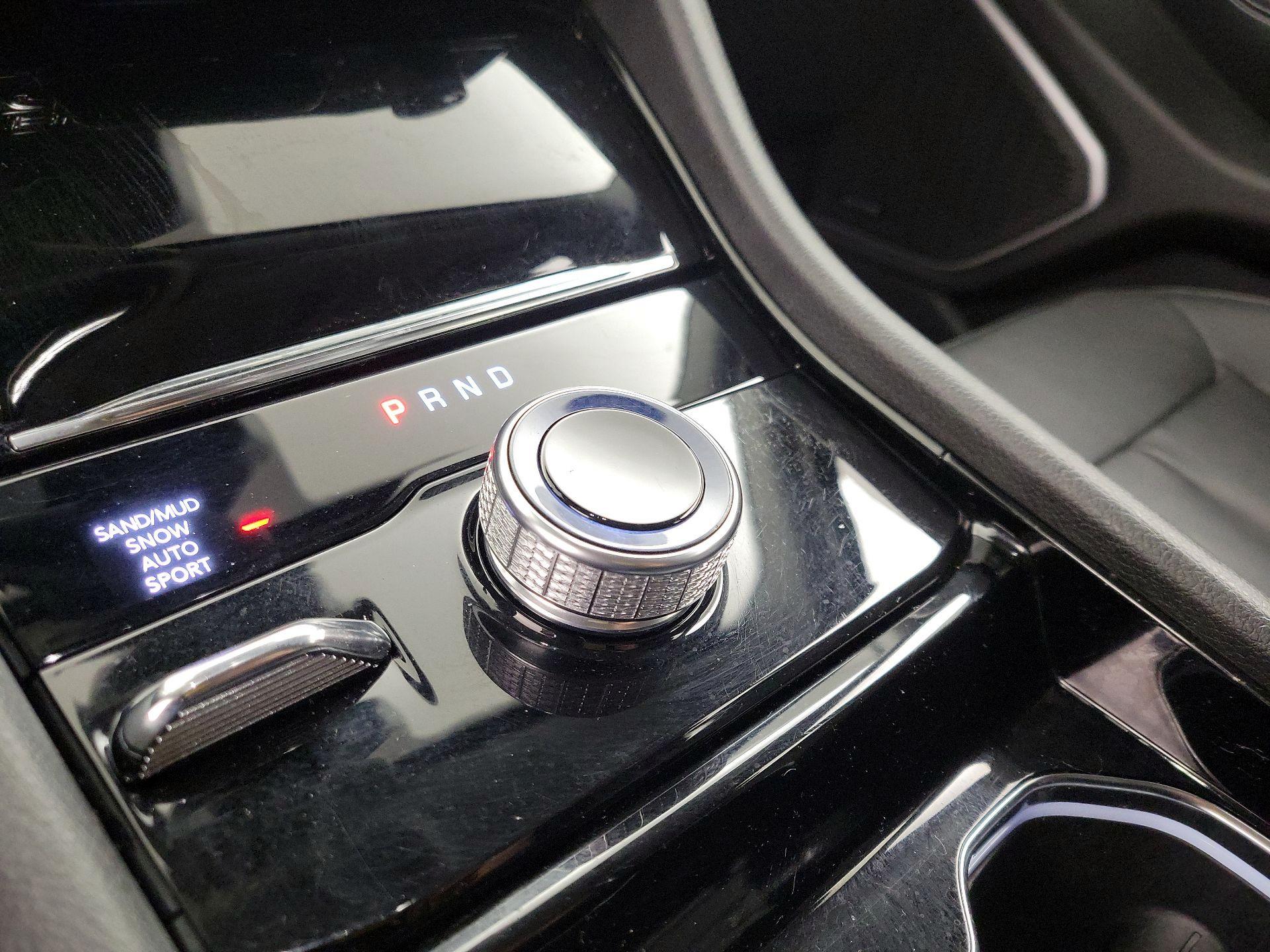 Thumbnail: 2022 Jeep Grand Cherokee - 18