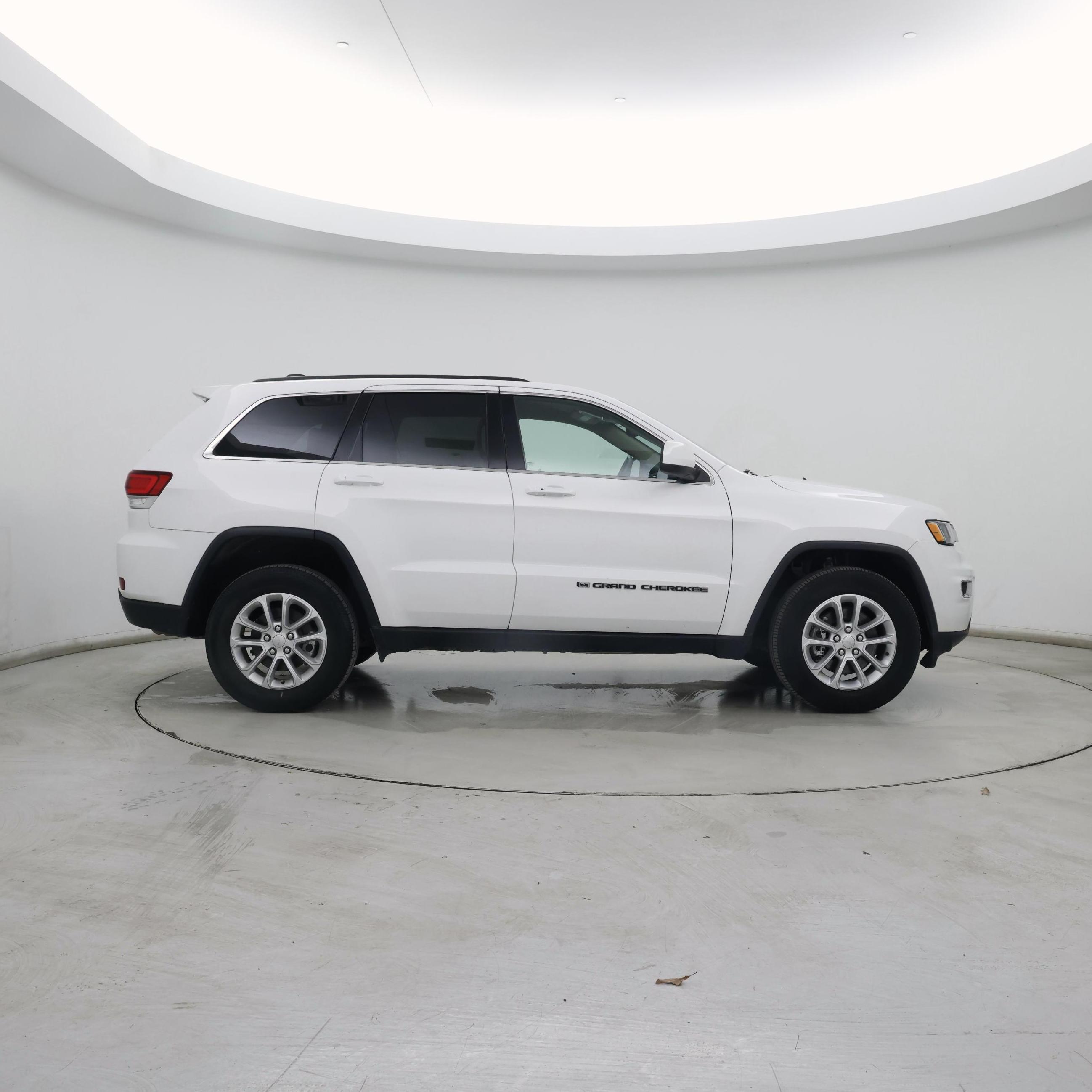 Thumbnail: 2022 Jeep Grand Cherokee - 7