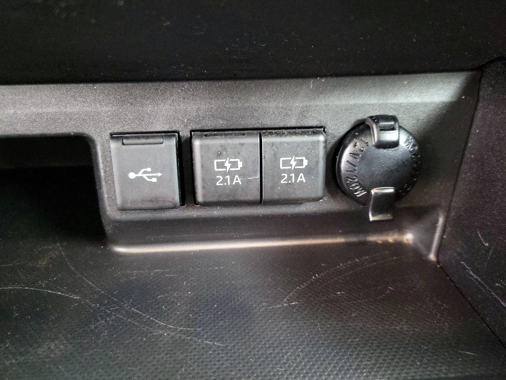 Thumbnail: 2021 Toyota Highlander - 19