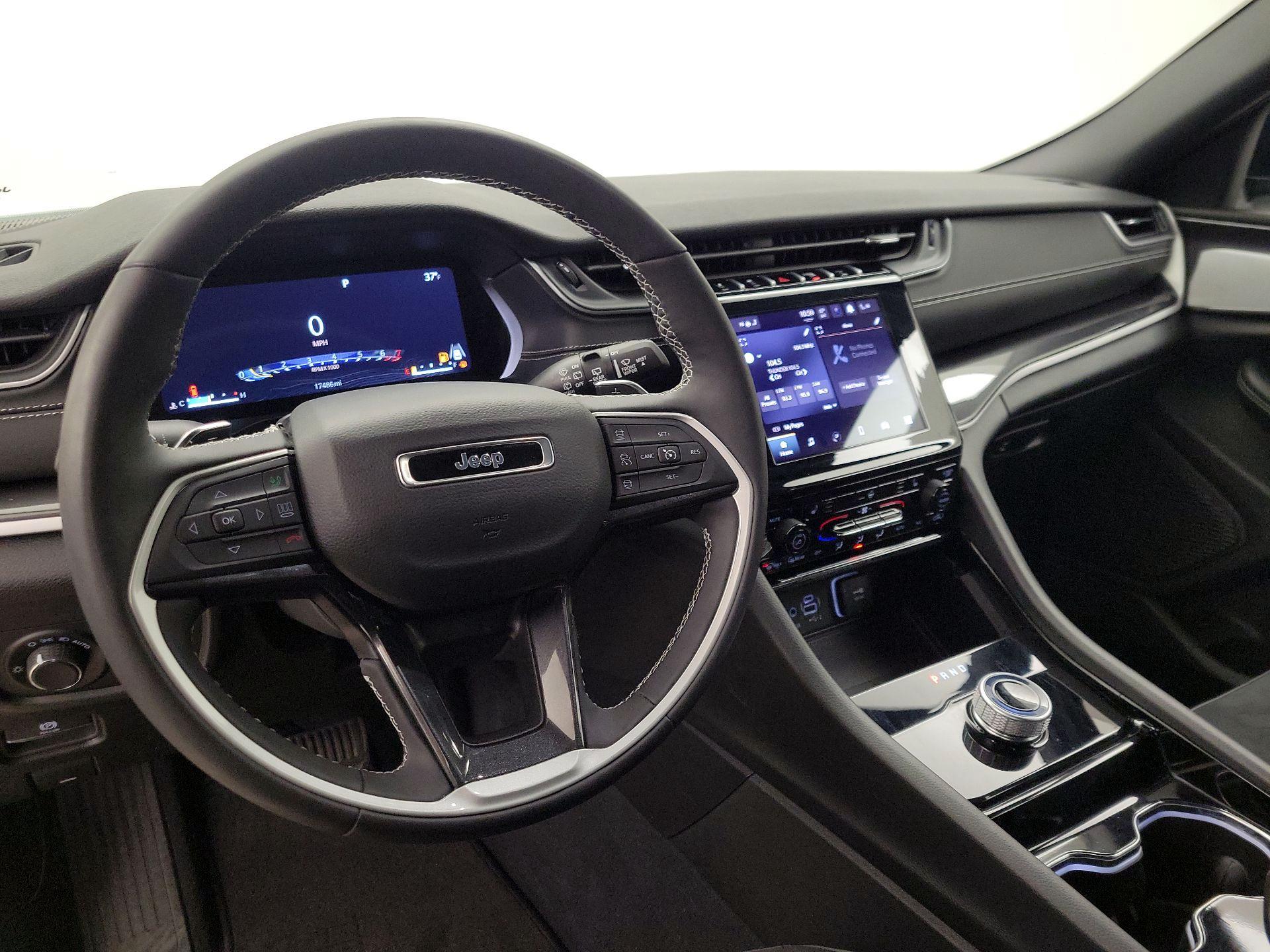 Thumbnail: 2023 Jeep Grand Cherokee - 9