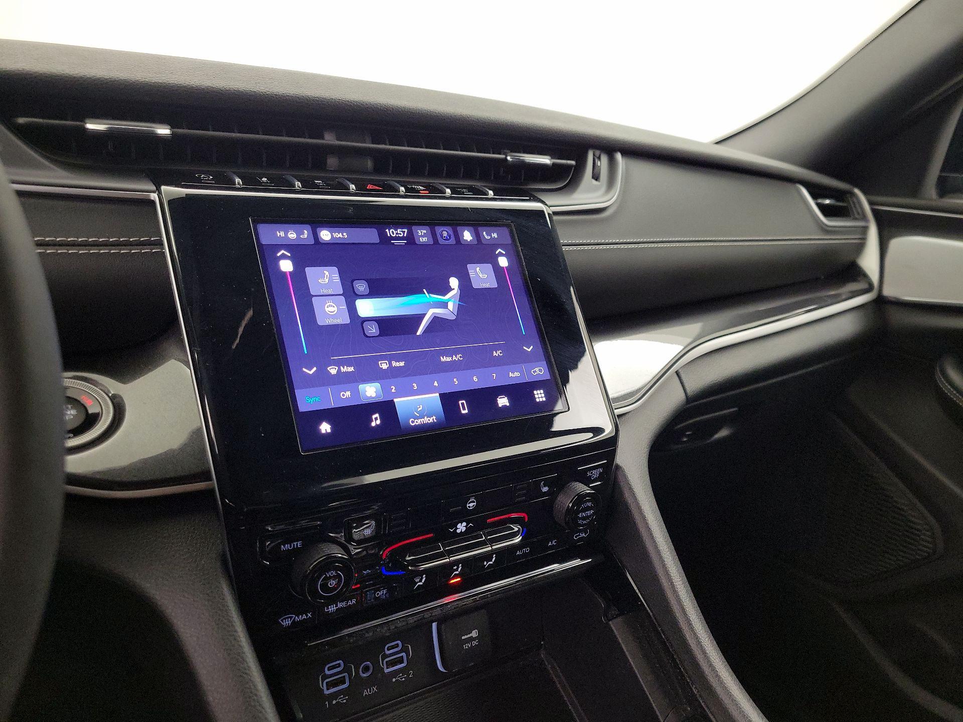 Thumbnail: 2023 Jeep Grand Cherokee - 16