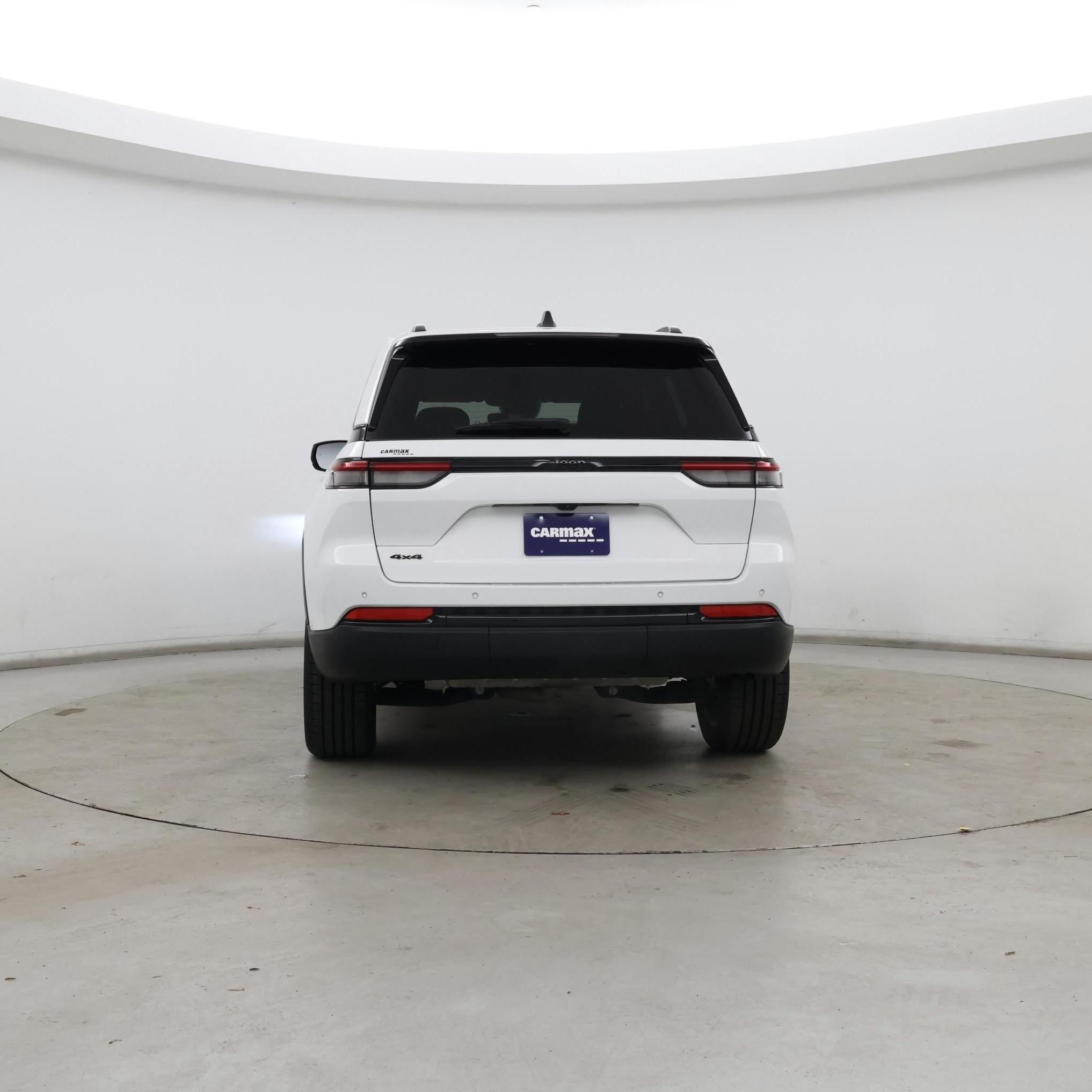 Thumbnail: 2023 Jeep Grand Cherokee - 6