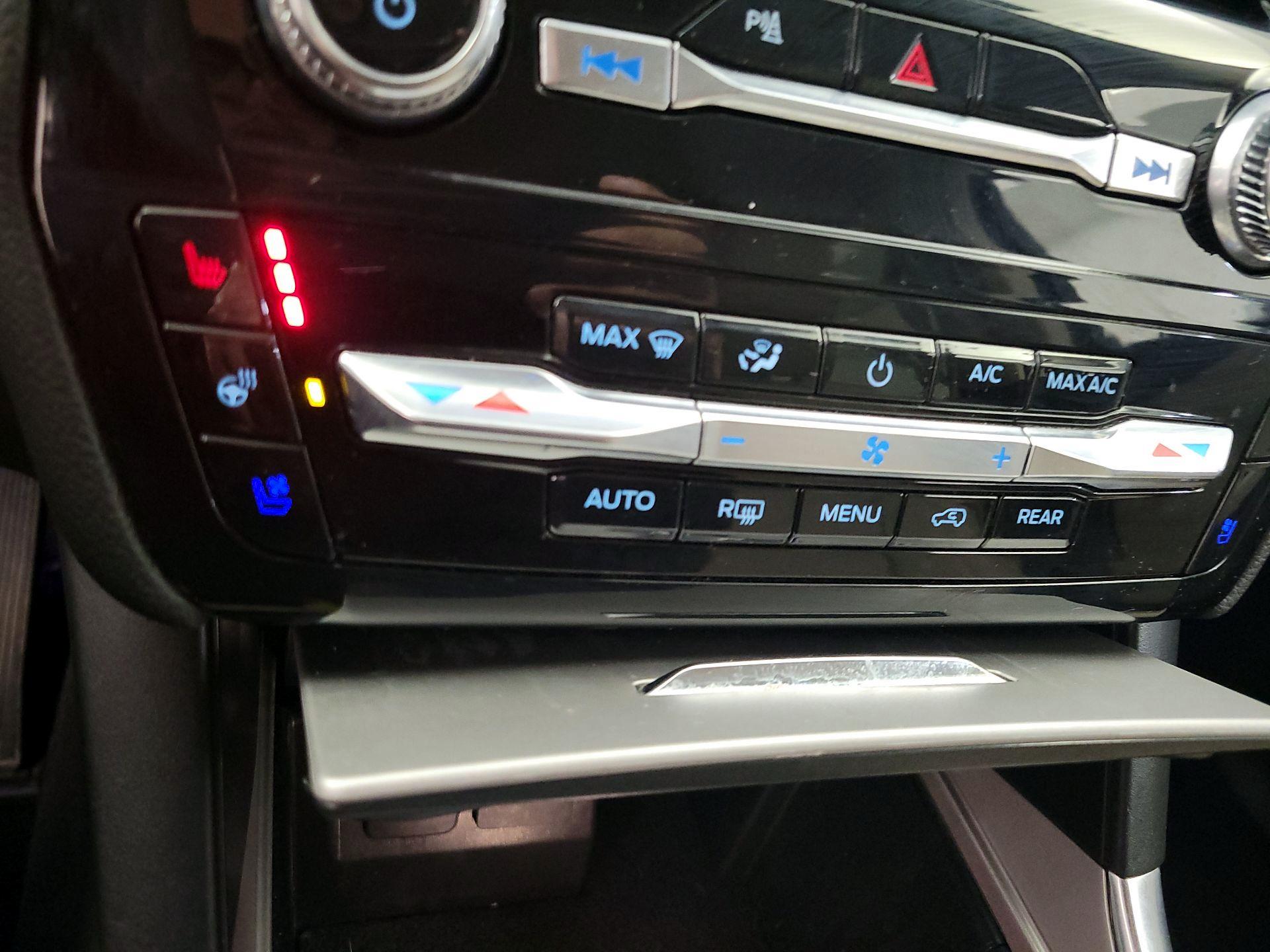 Thumbnail: 2024 Ford Explorer - 17