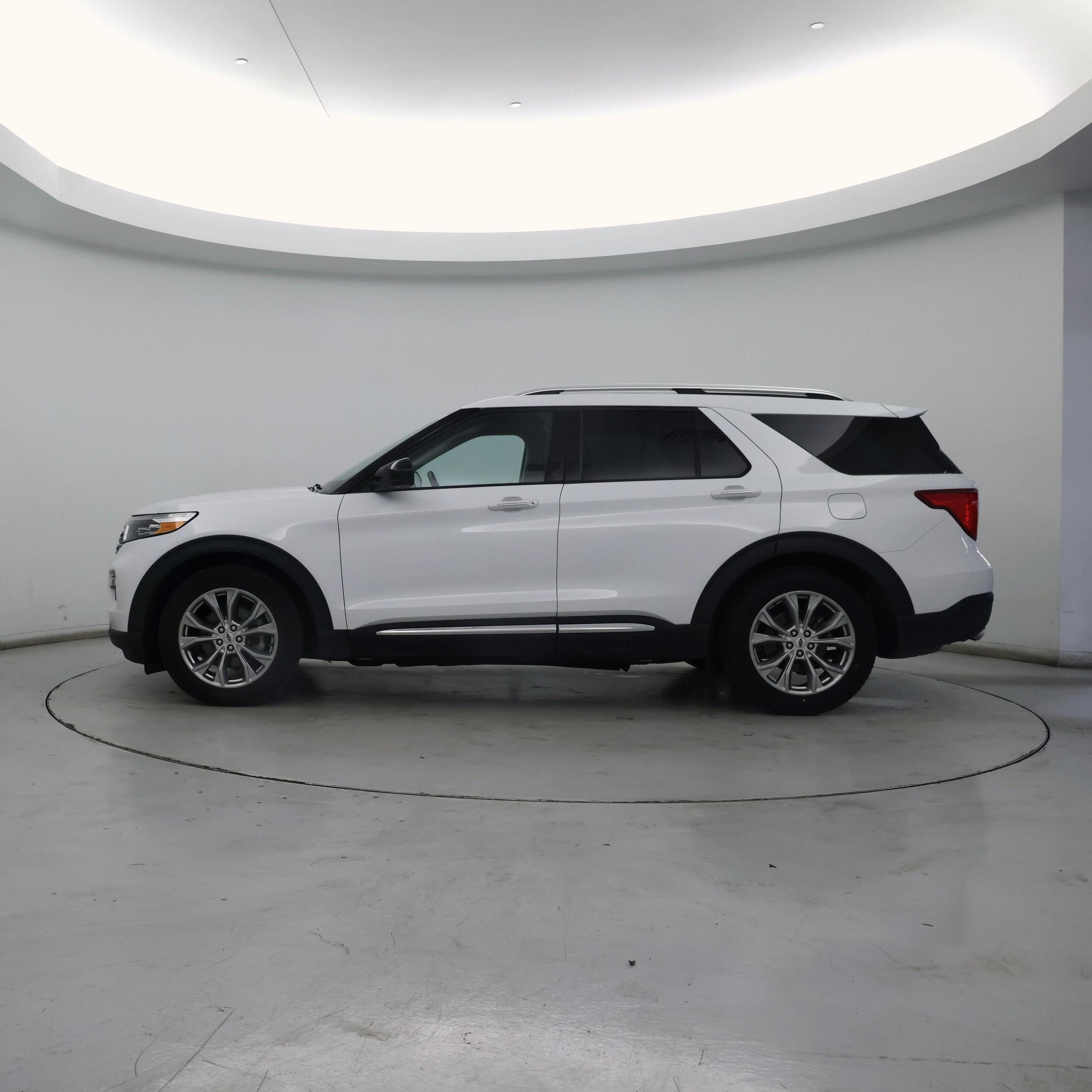 Thumbnail: 2024 Ford Explorer - 3