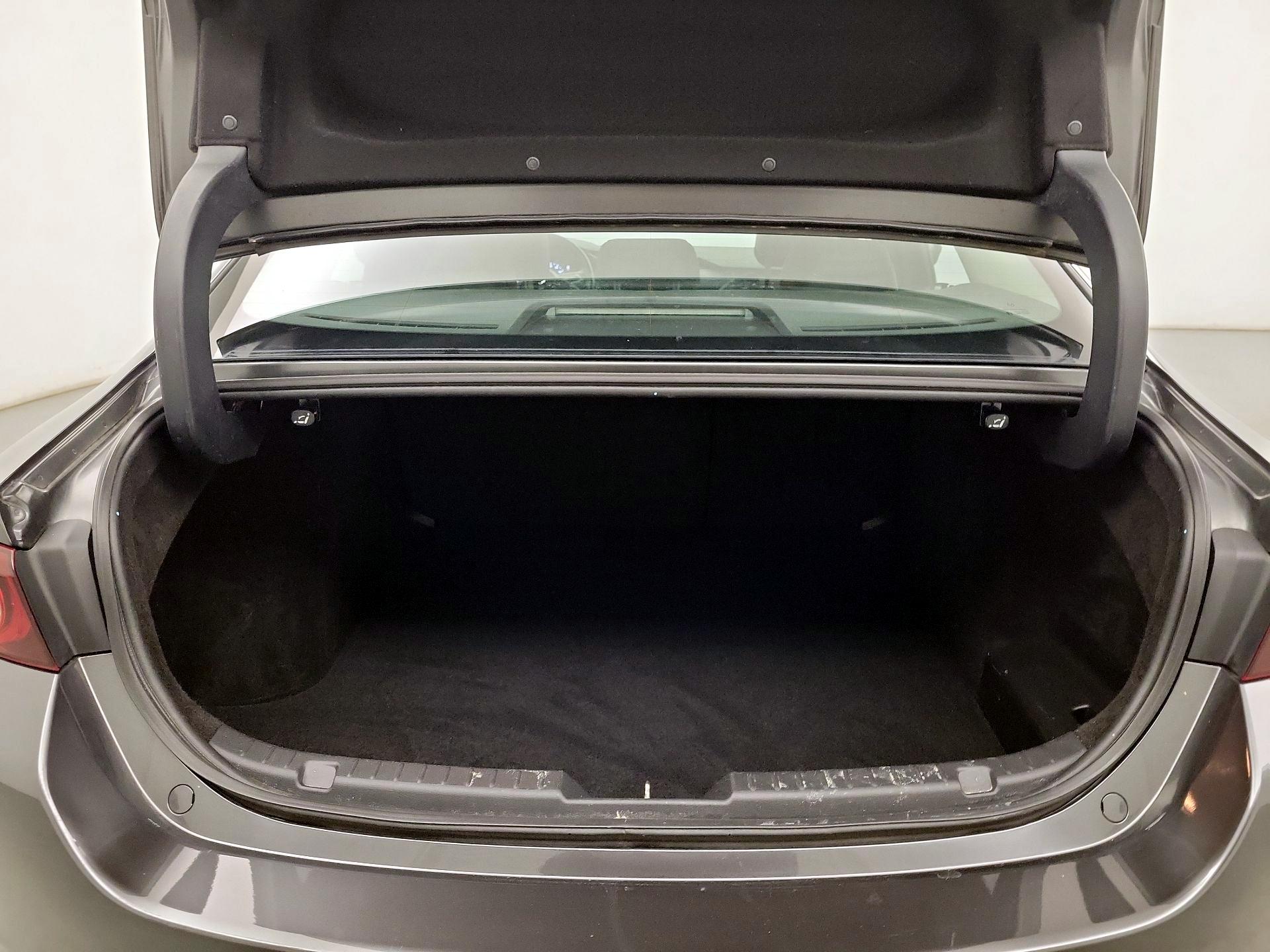 Thumbnail: 2023 Mazda Mazda3 - 18