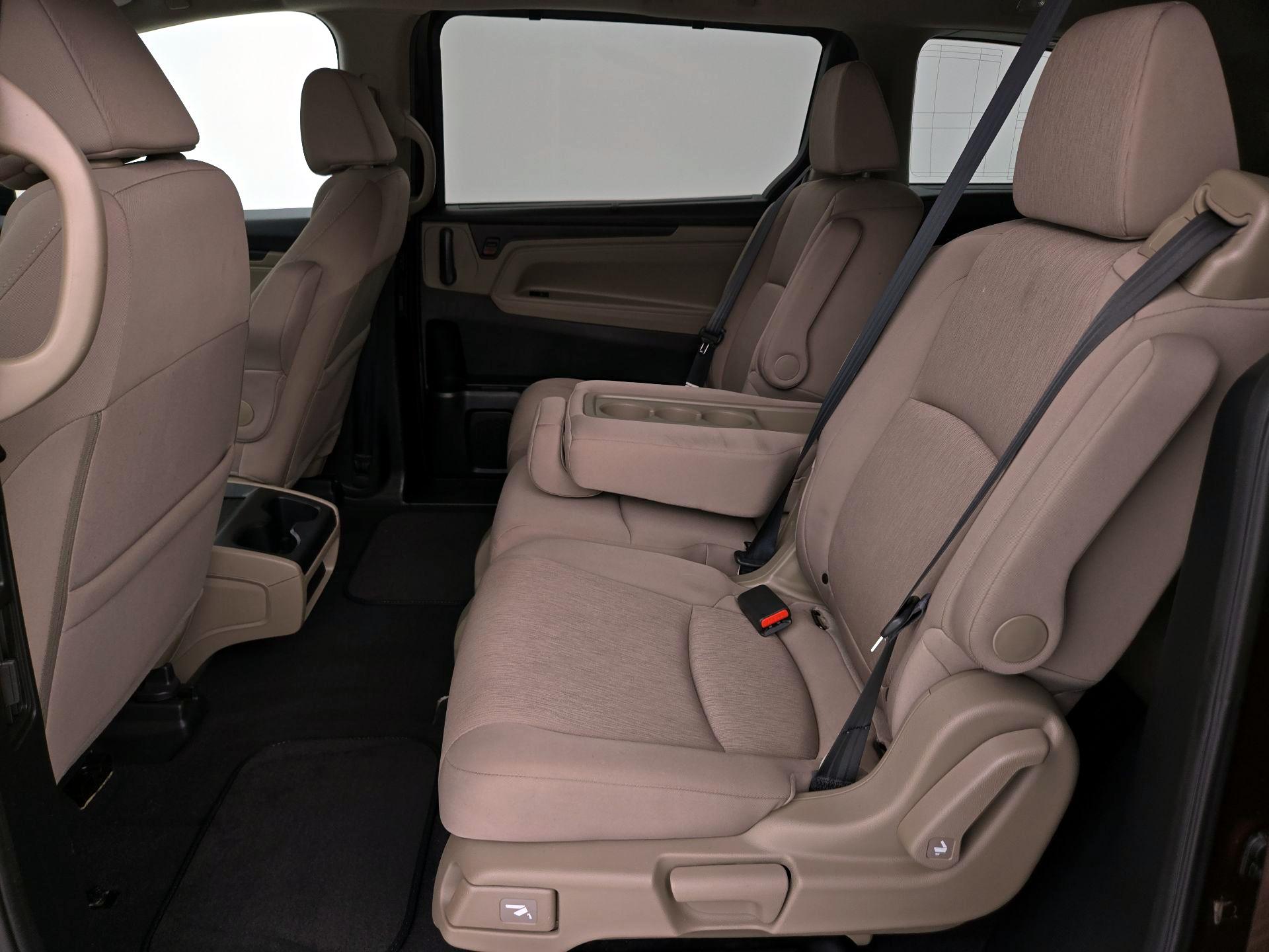 Thumbnail: 2020 Honda Odyssey - 19