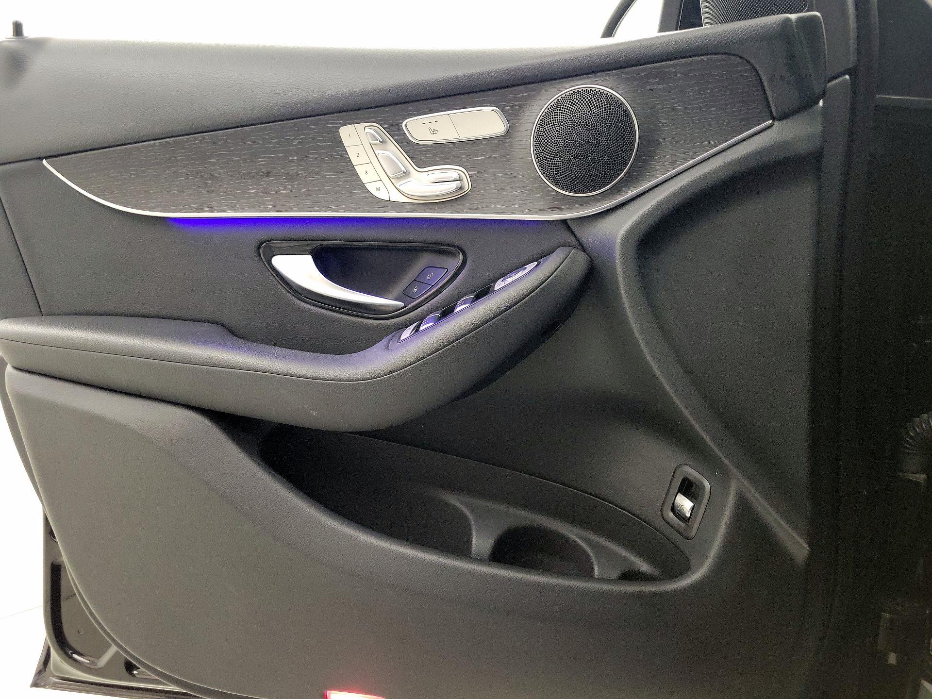 Thumbnail: 2022 Mercedes-Benz GLC - 12