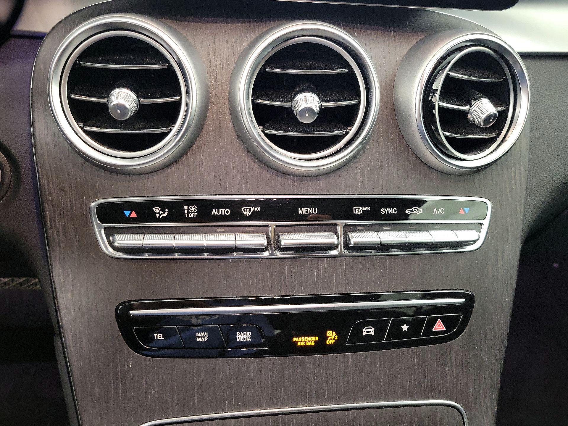 Thumbnail: 2022 Mercedes-Benz GLC - 17