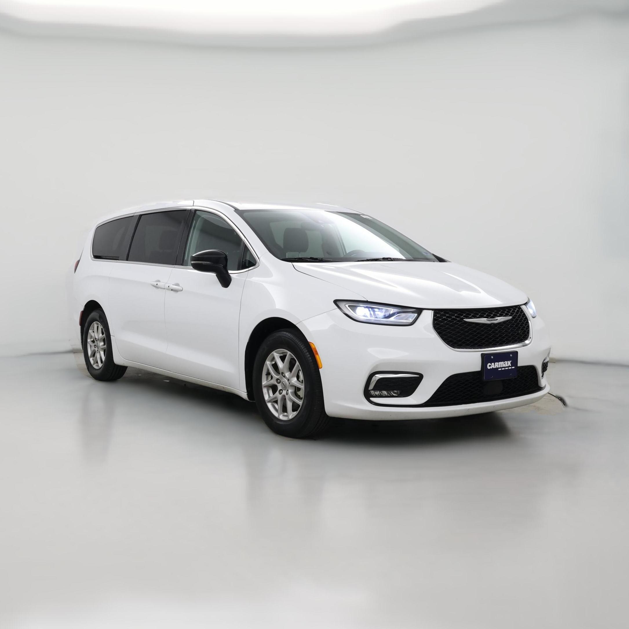 Thumbnail: 2024 Chrysler Pacifica - 1