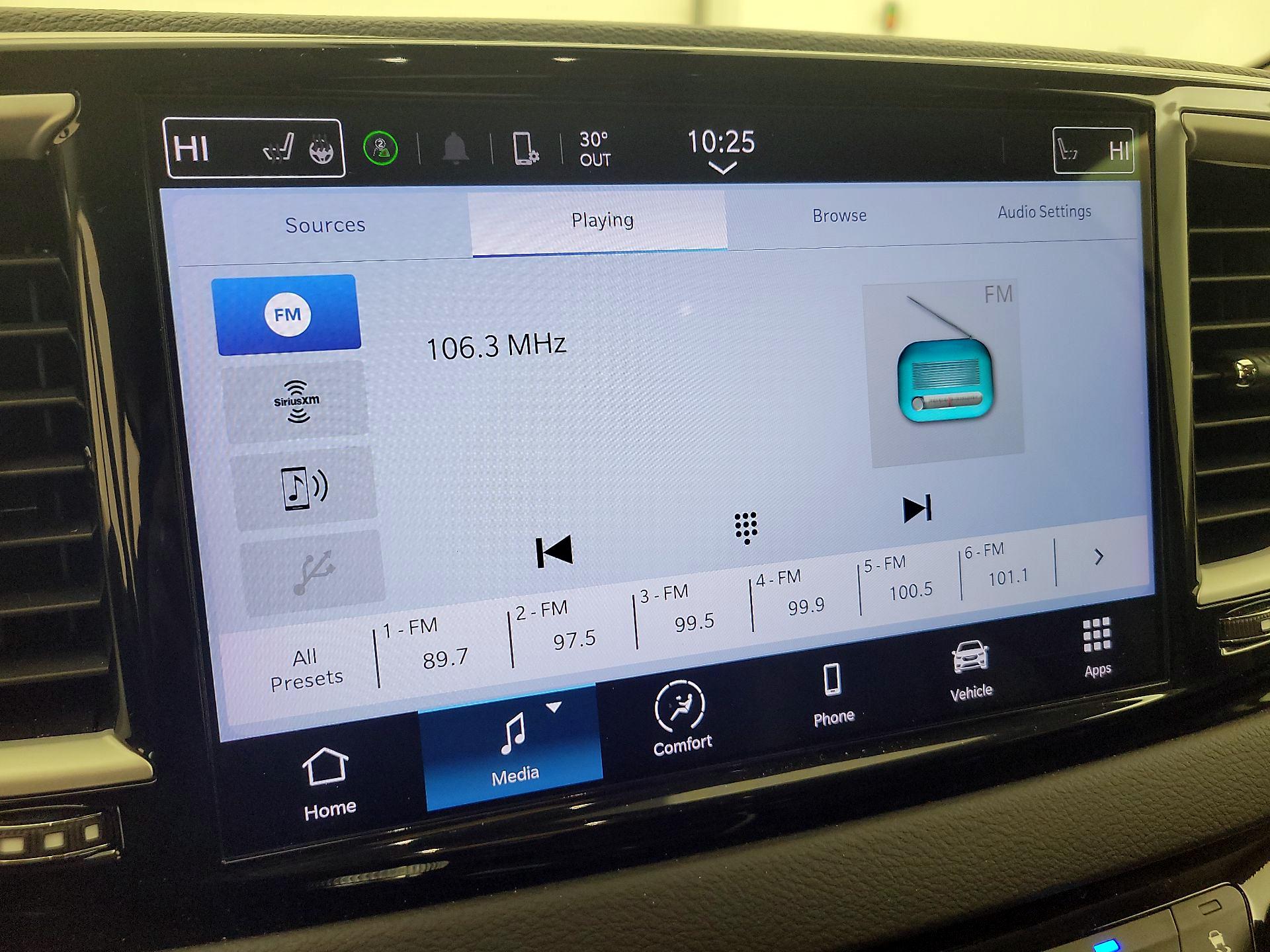 Thumbnail: 2024 Chrysler Pacifica - 15