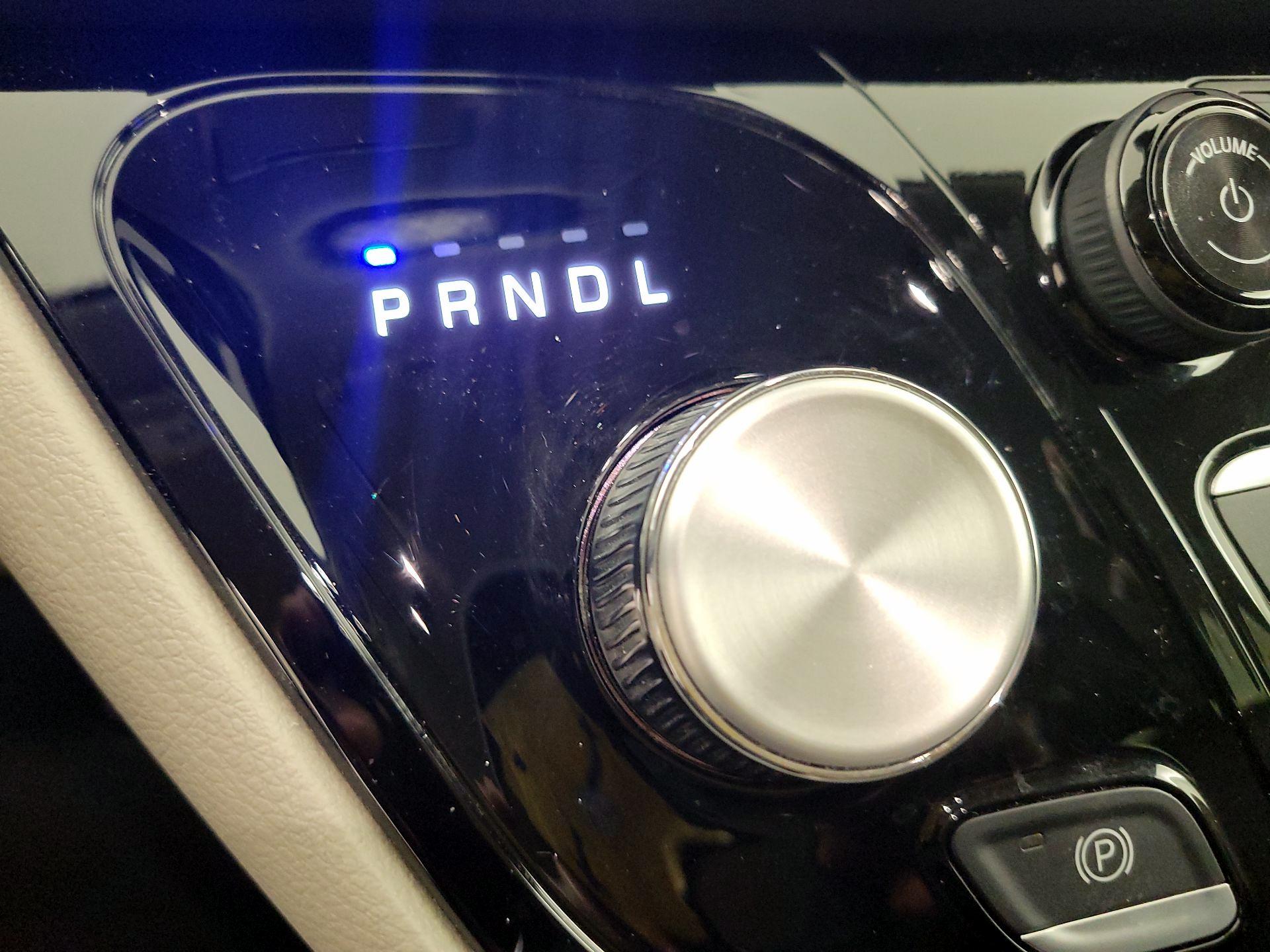 Thumbnail: 2024 Chrysler Pacifica - 17