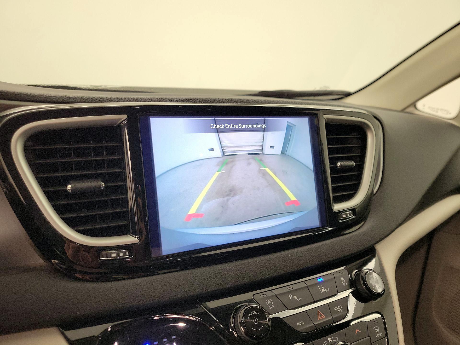 Thumbnail: 2024 Chrysler Pacifica - 14