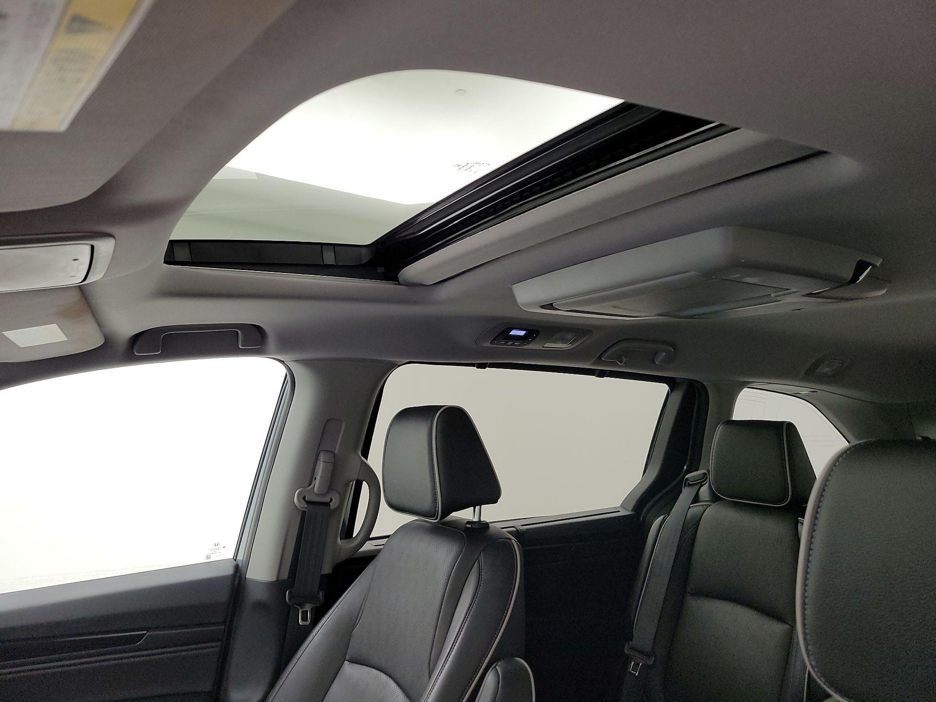 Thumbnail: 2023 Honda Odyssey - 20