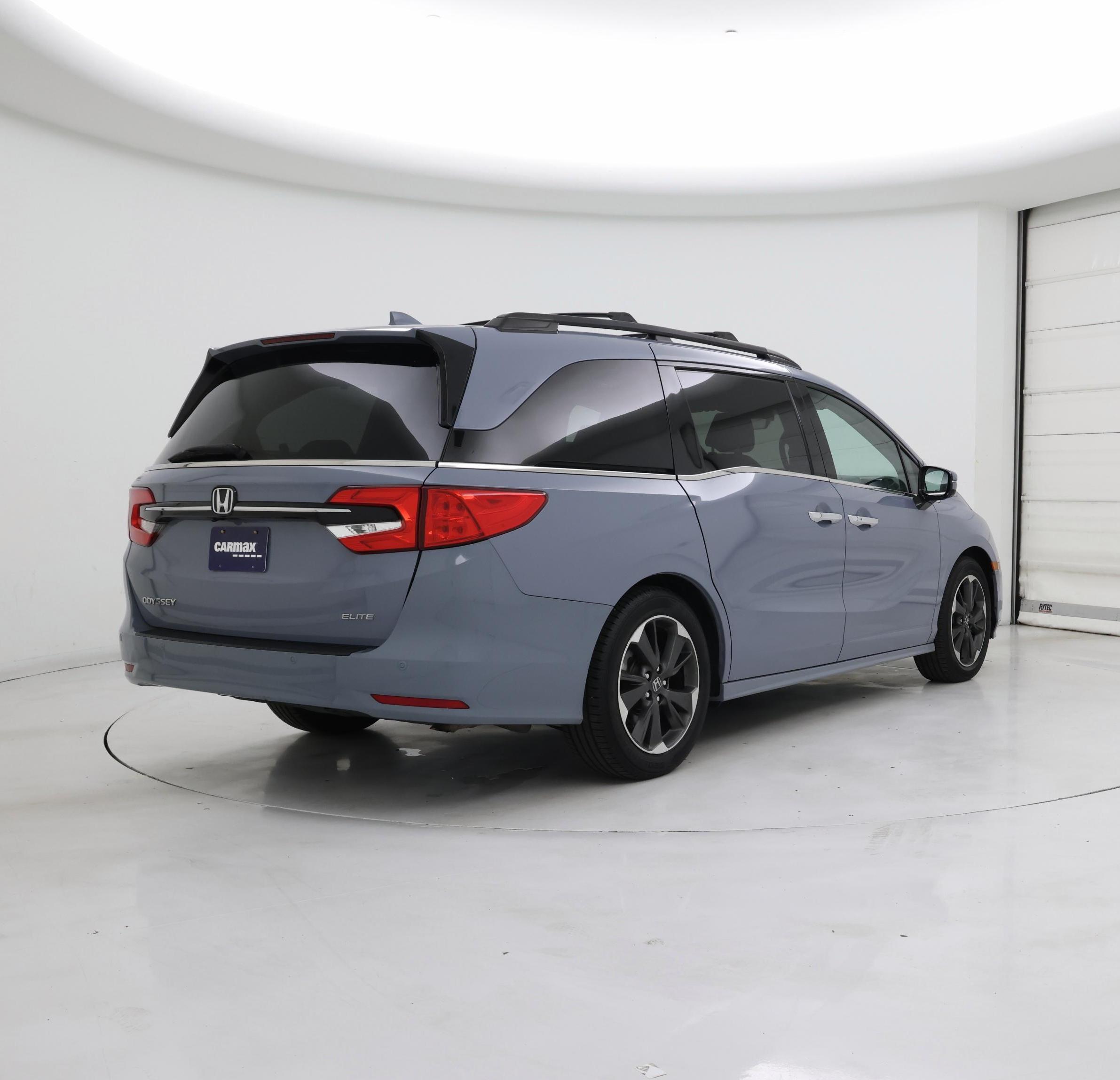 Thumbnail: 2023 Honda Odyssey - 8