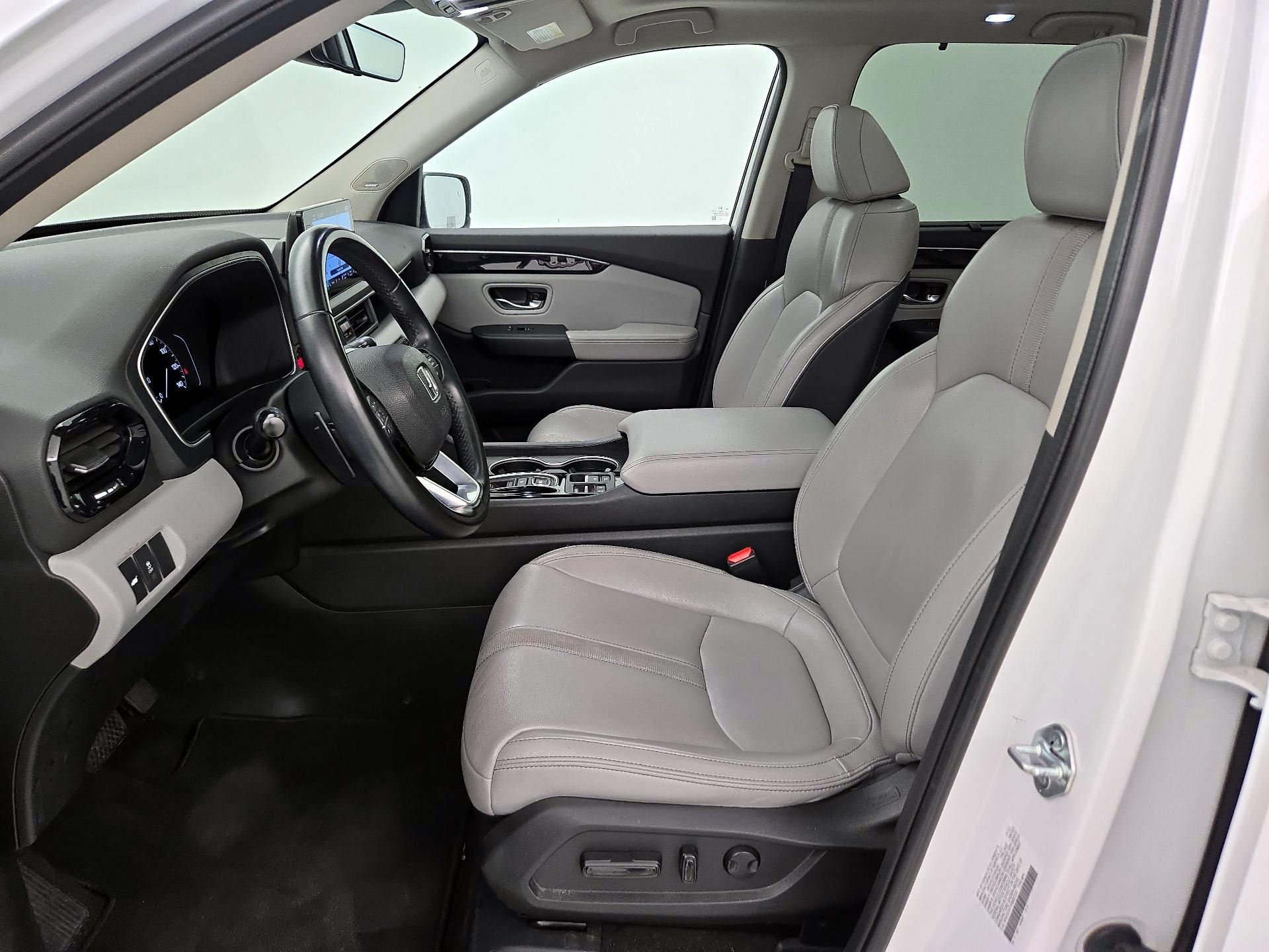 Thumbnail: 2023 Honda Pilot - 11