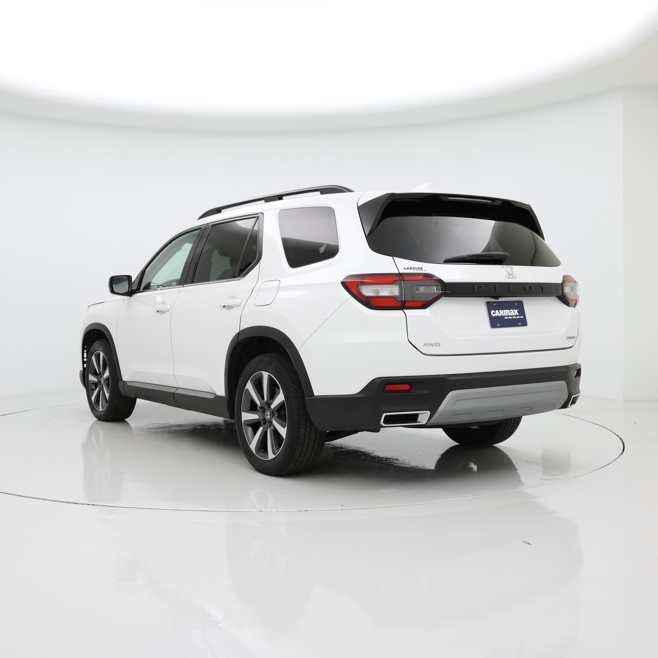 Thumbnail: 2023 Honda Pilot - 2