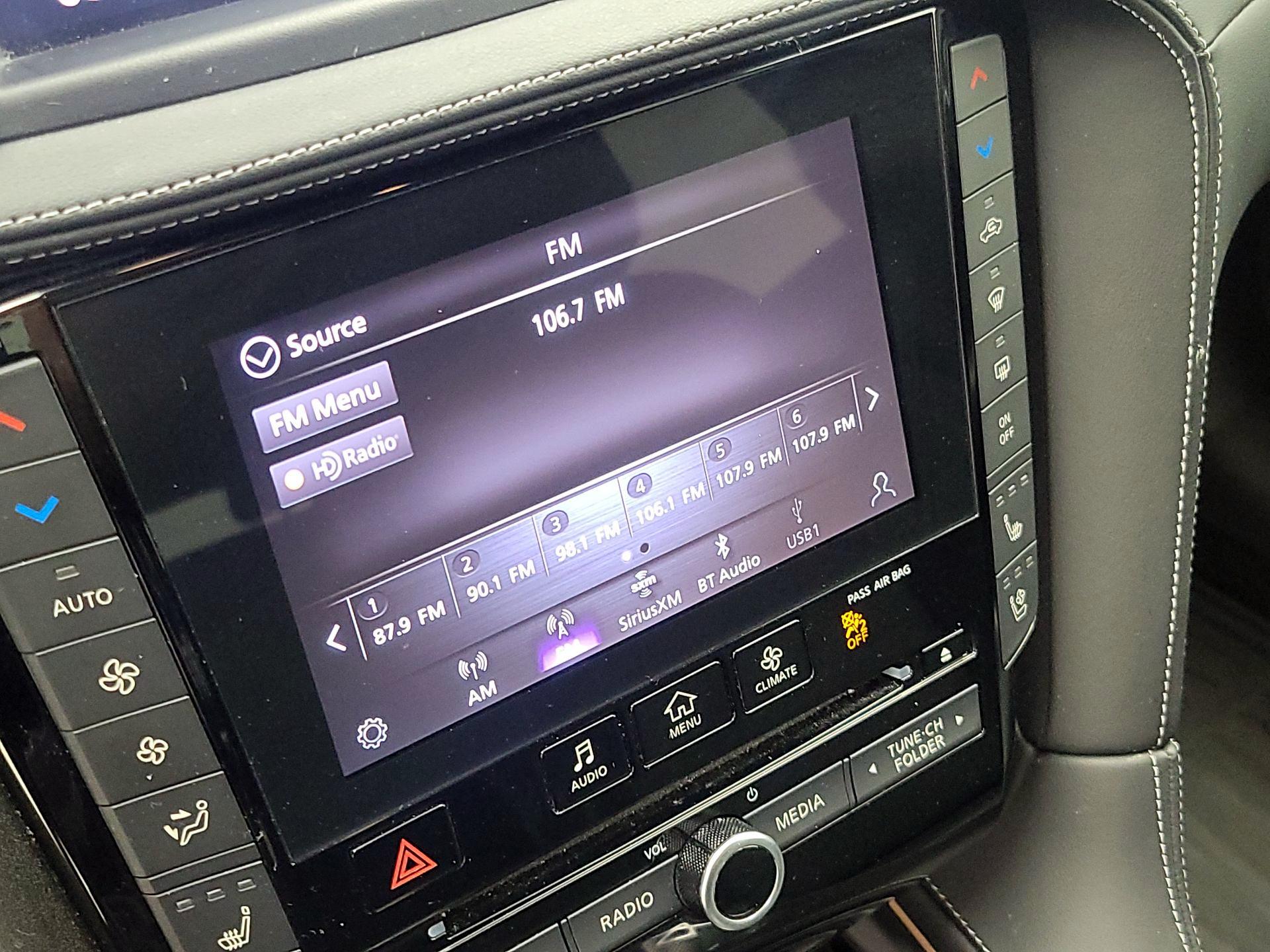 Thumbnail: 2023 INFINITI QX50 - 16