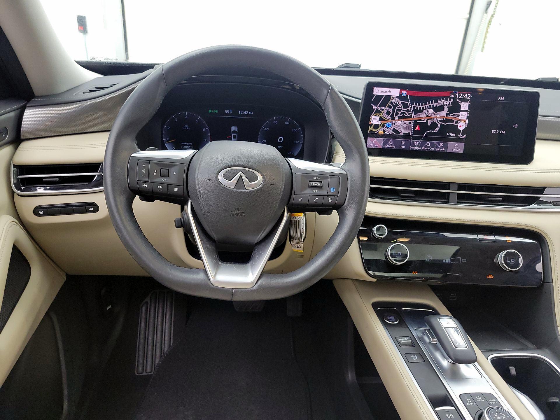 Thumbnail: 2023 INFINITI QX60 - 10