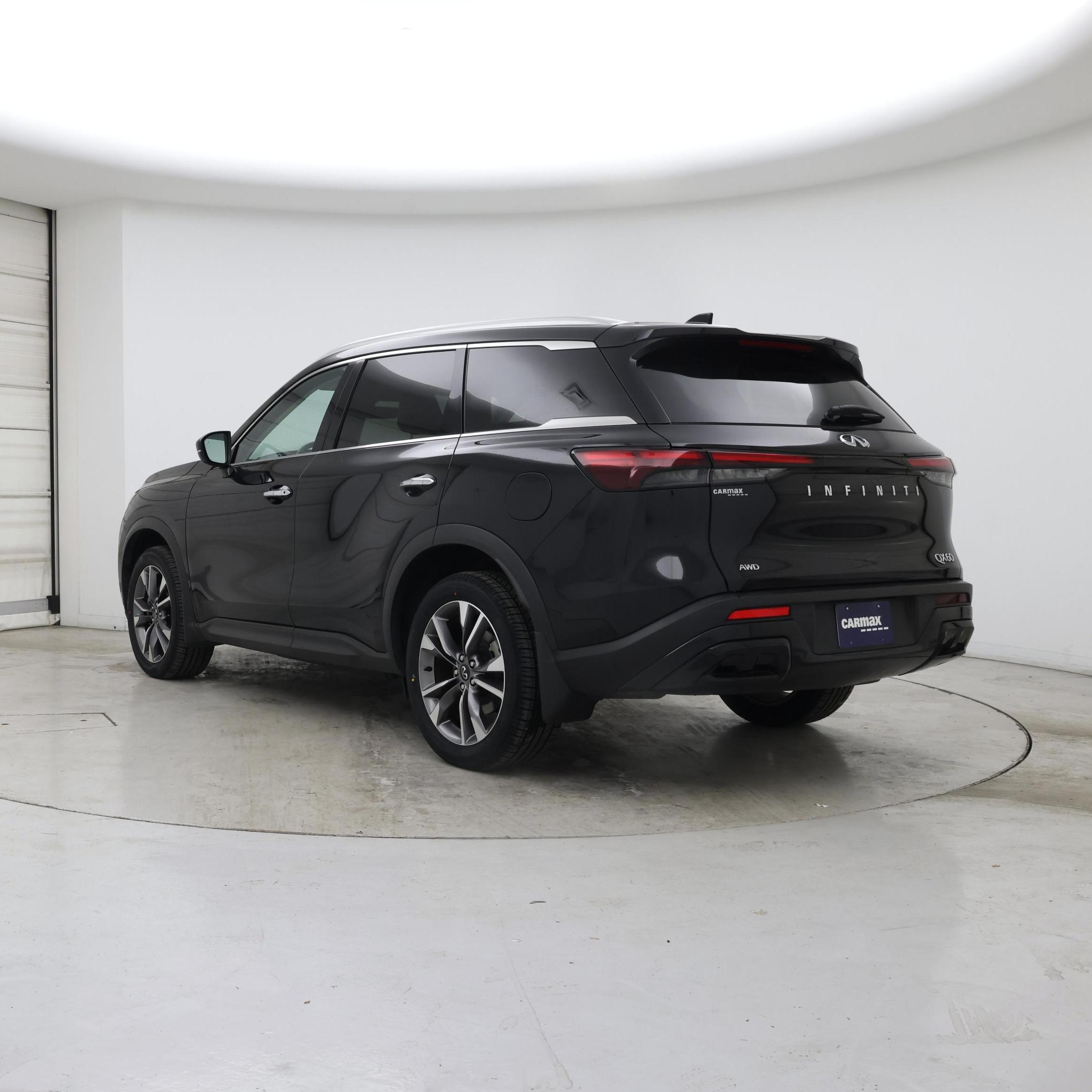 Thumbnail: 2023 INFINITI QX60 - 2