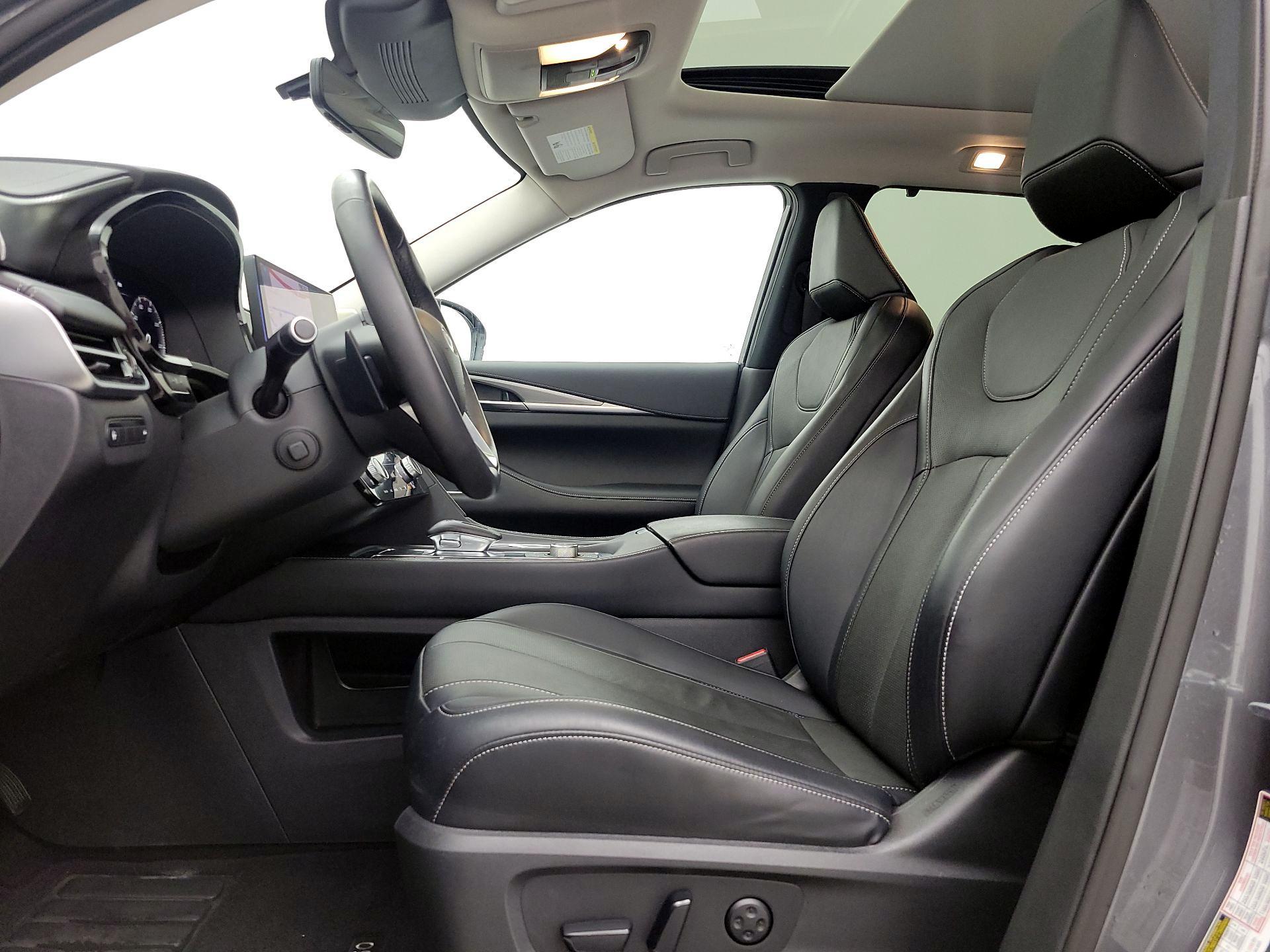 Thumbnail: 2023 INFINITI QX60 - 11