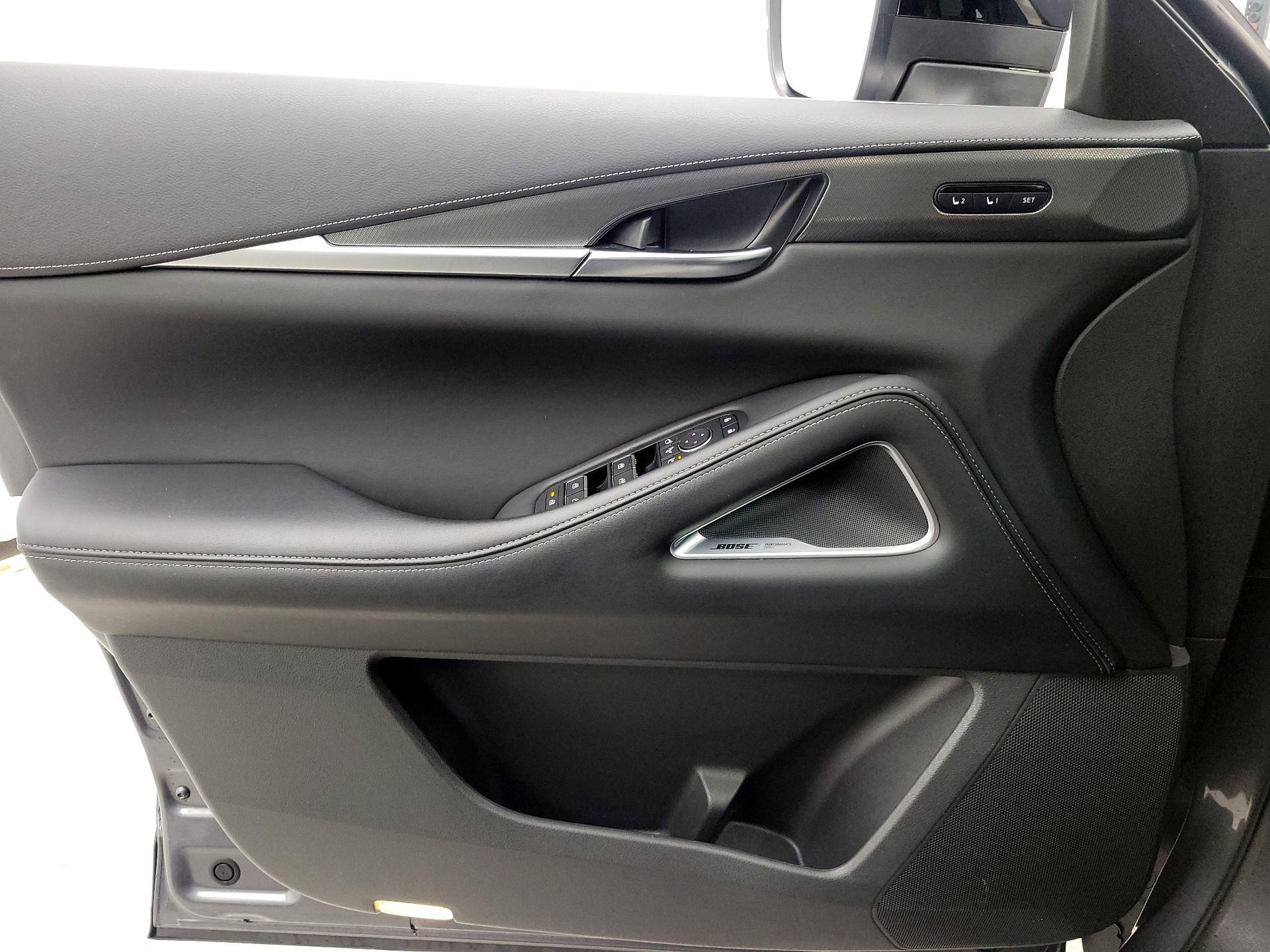 Thumbnail: 2023 INFINITI QX60 - 12