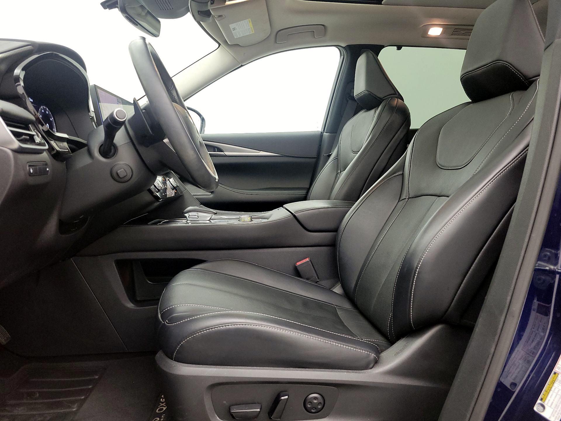 Thumbnail: 2023 INFINITI QX60 - 11