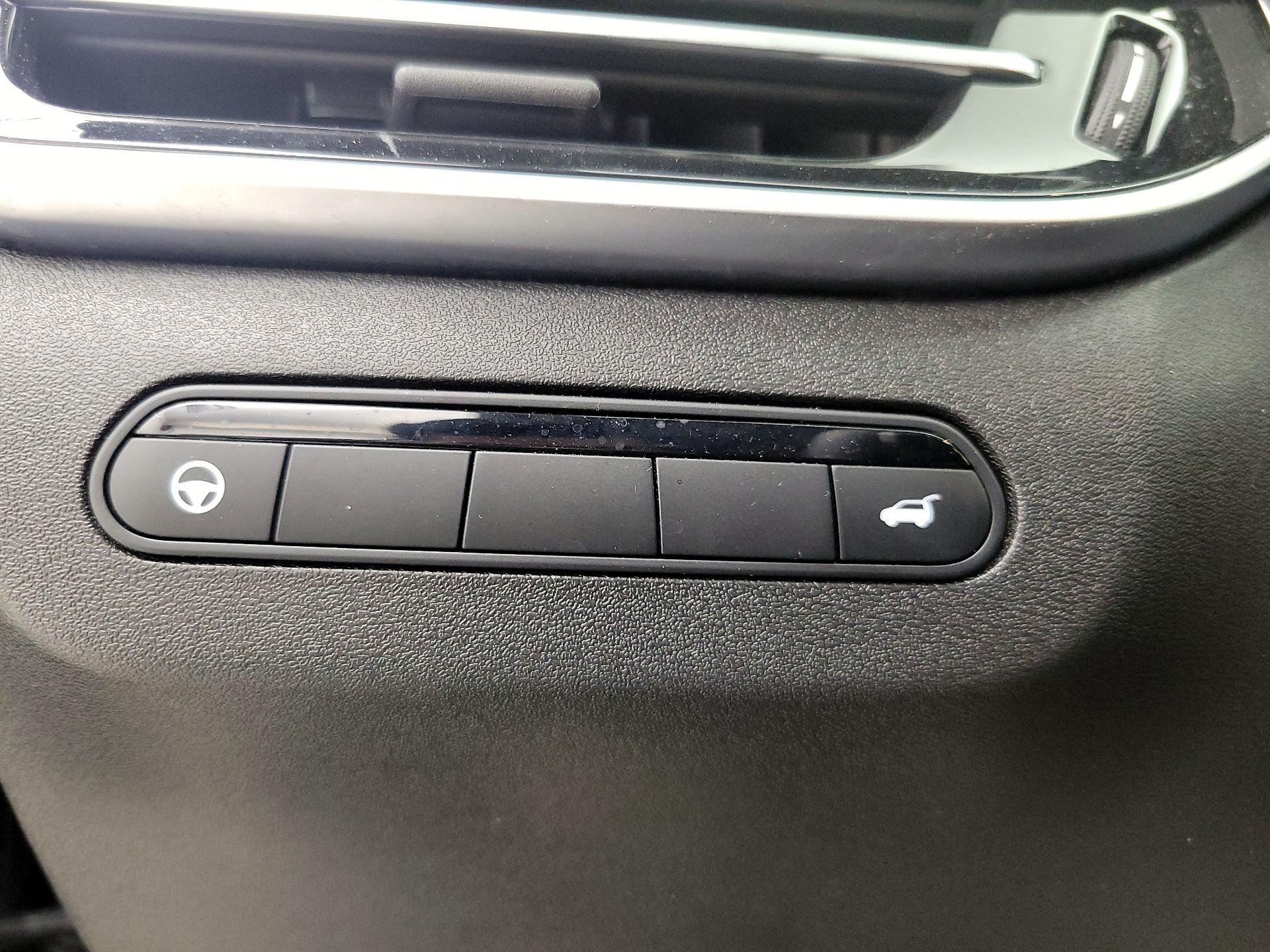 Thumbnail: 2023 INFINITI QX60 - 13