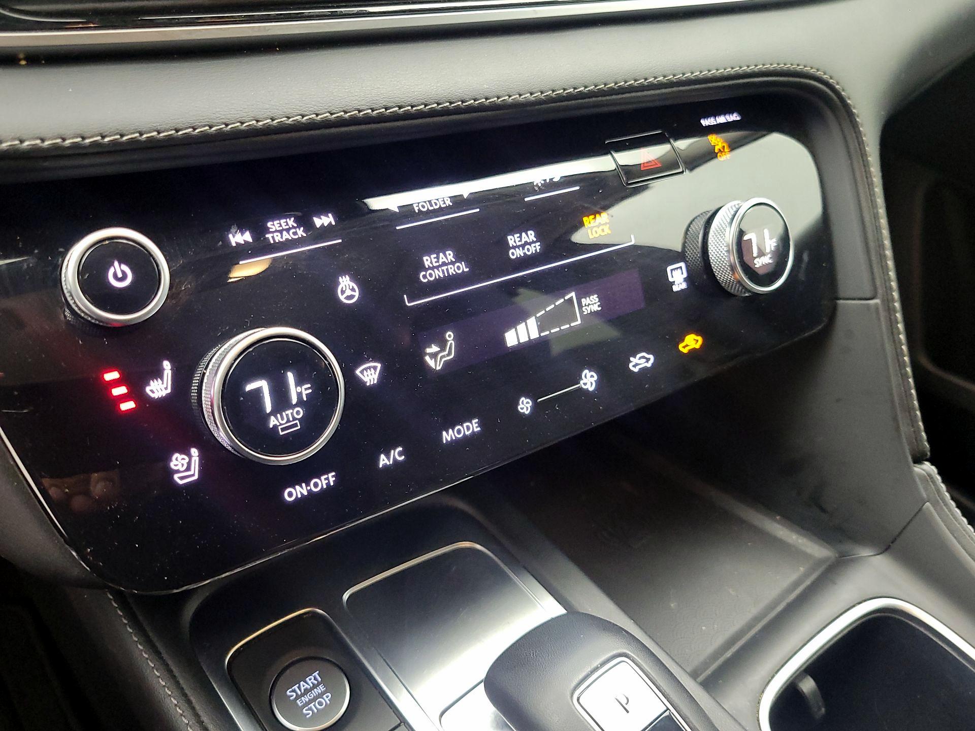 Thumbnail: 2023 INFINITI QX60 - 17