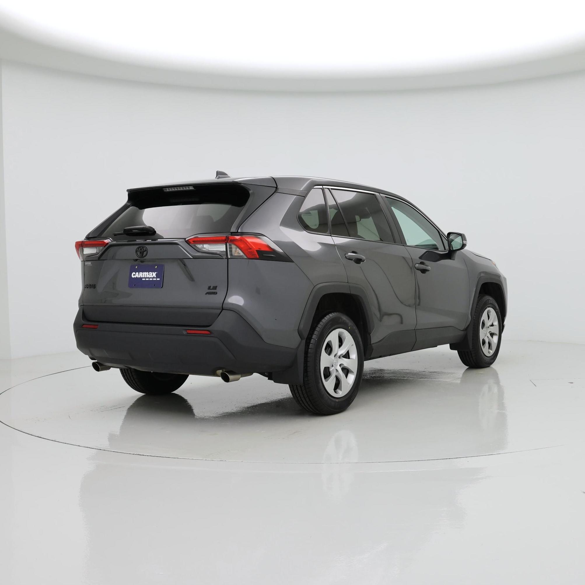 Thumbnail: 2022 Toyota RAV4 - 8