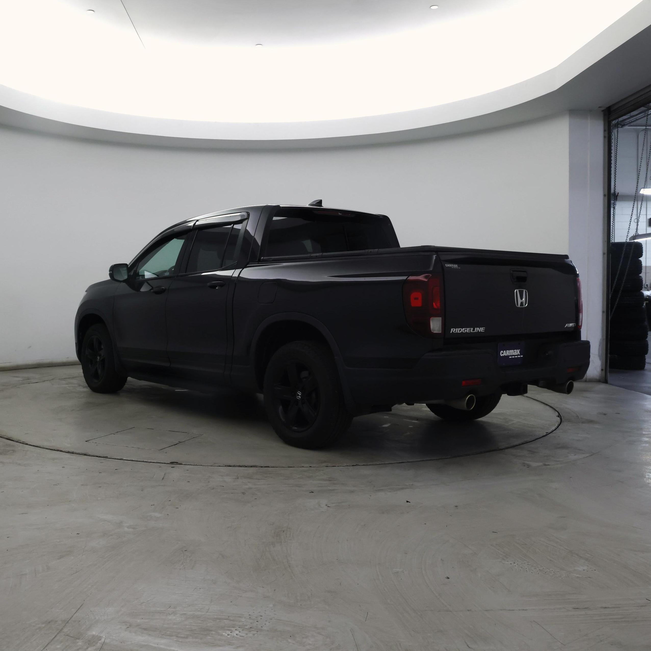 Thumbnail: 2023 Honda Ridgeline - 2