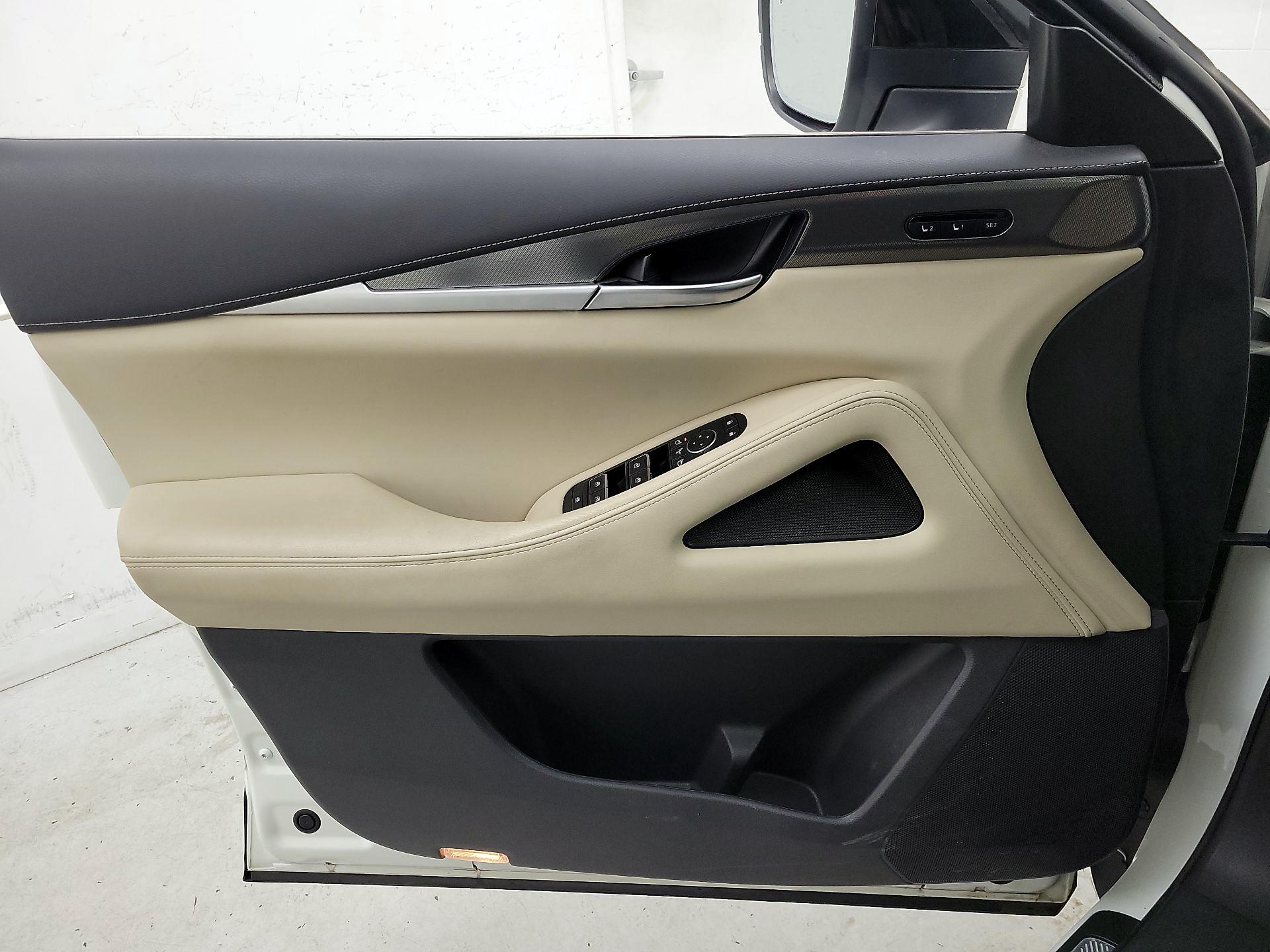 Thumbnail: 2023 INFINITI QX60 - 12