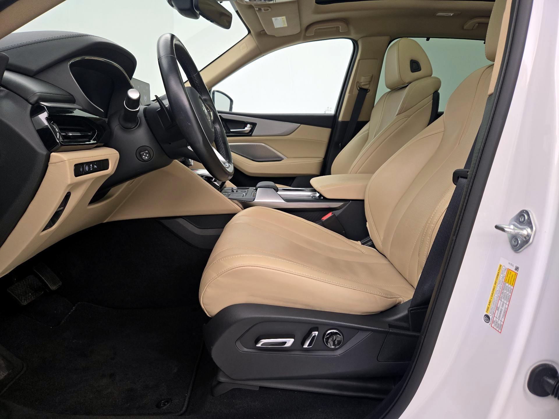 Thumbnail: 2023 Acura MDX - 11