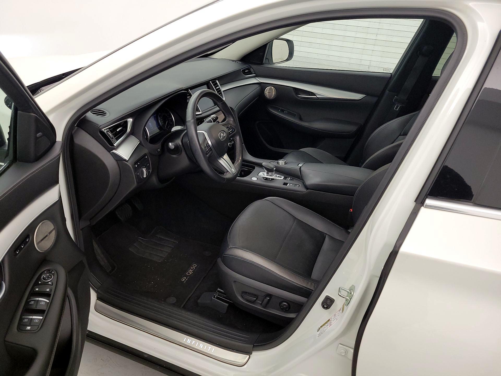 Thumbnail: 2022 INFINITI QX50 - 11