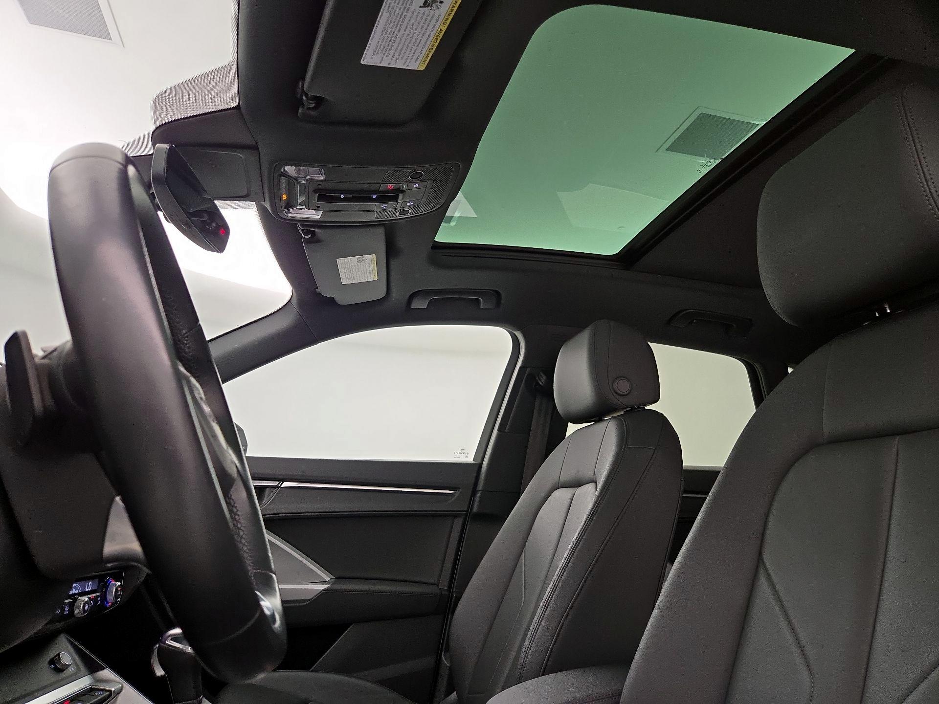 Thumbnail: 2022 Audi Q3 - 19