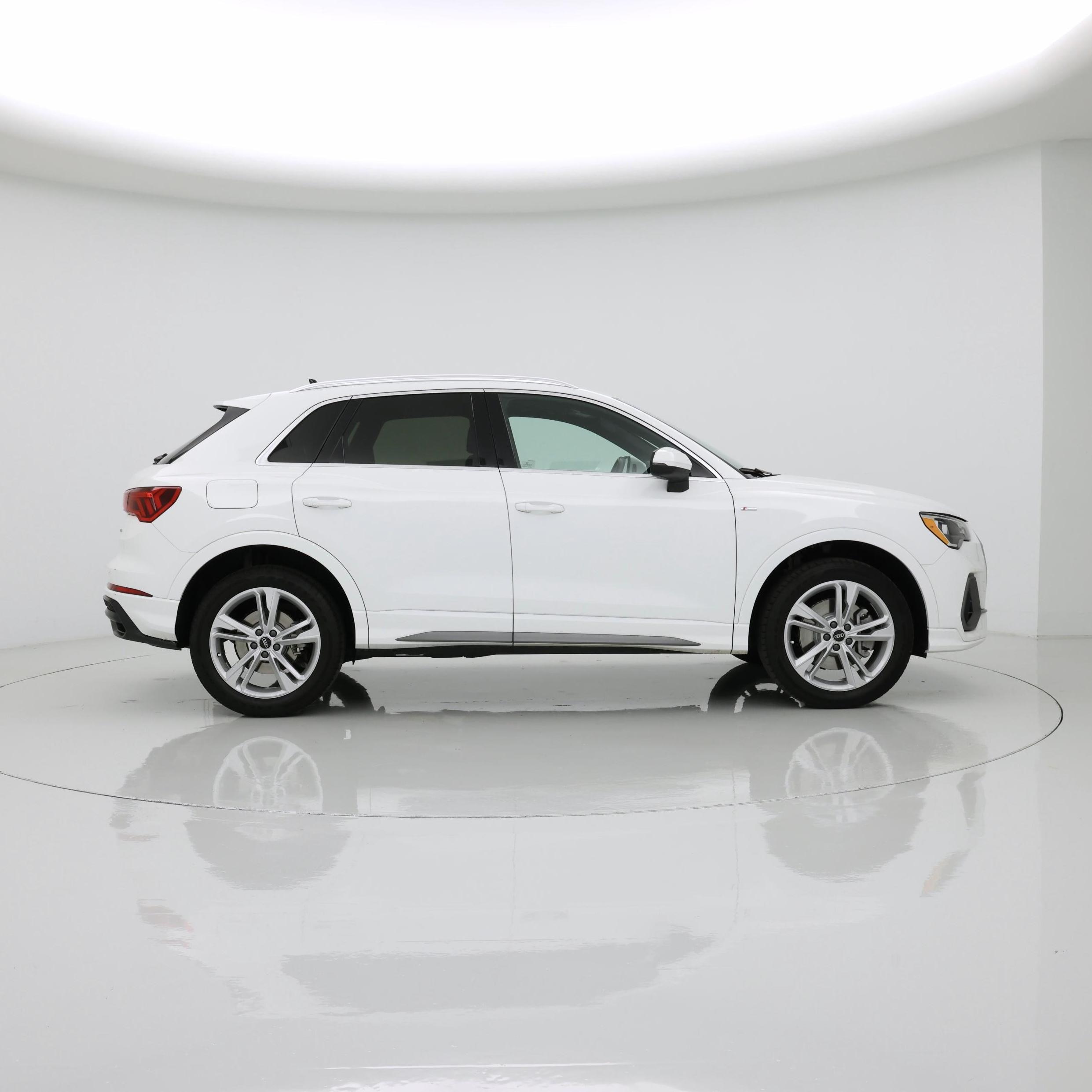 Thumbnail: 2022 Audi Q3 - 7