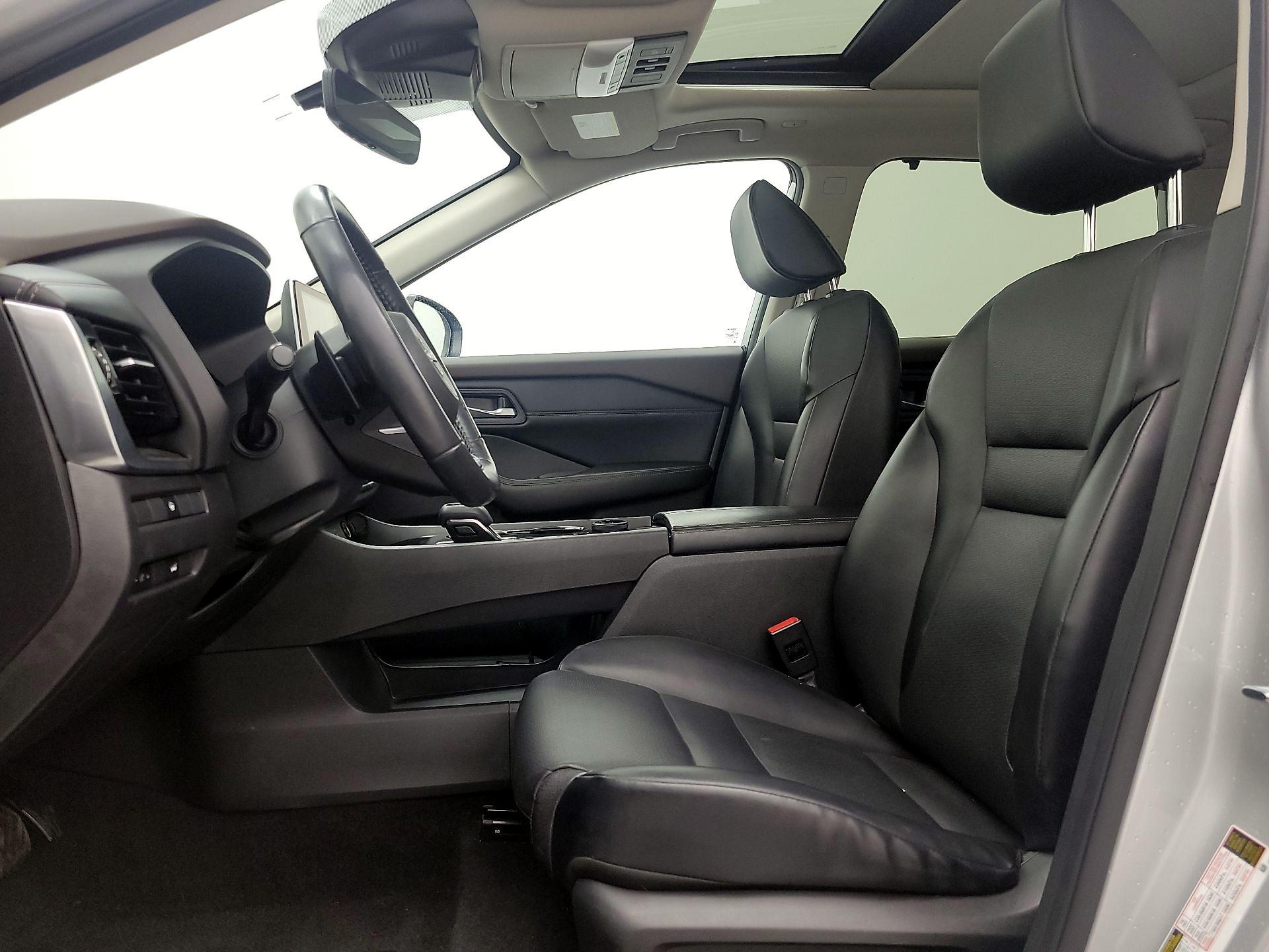 Thumbnail: 2023 Nissan Rogue - 11