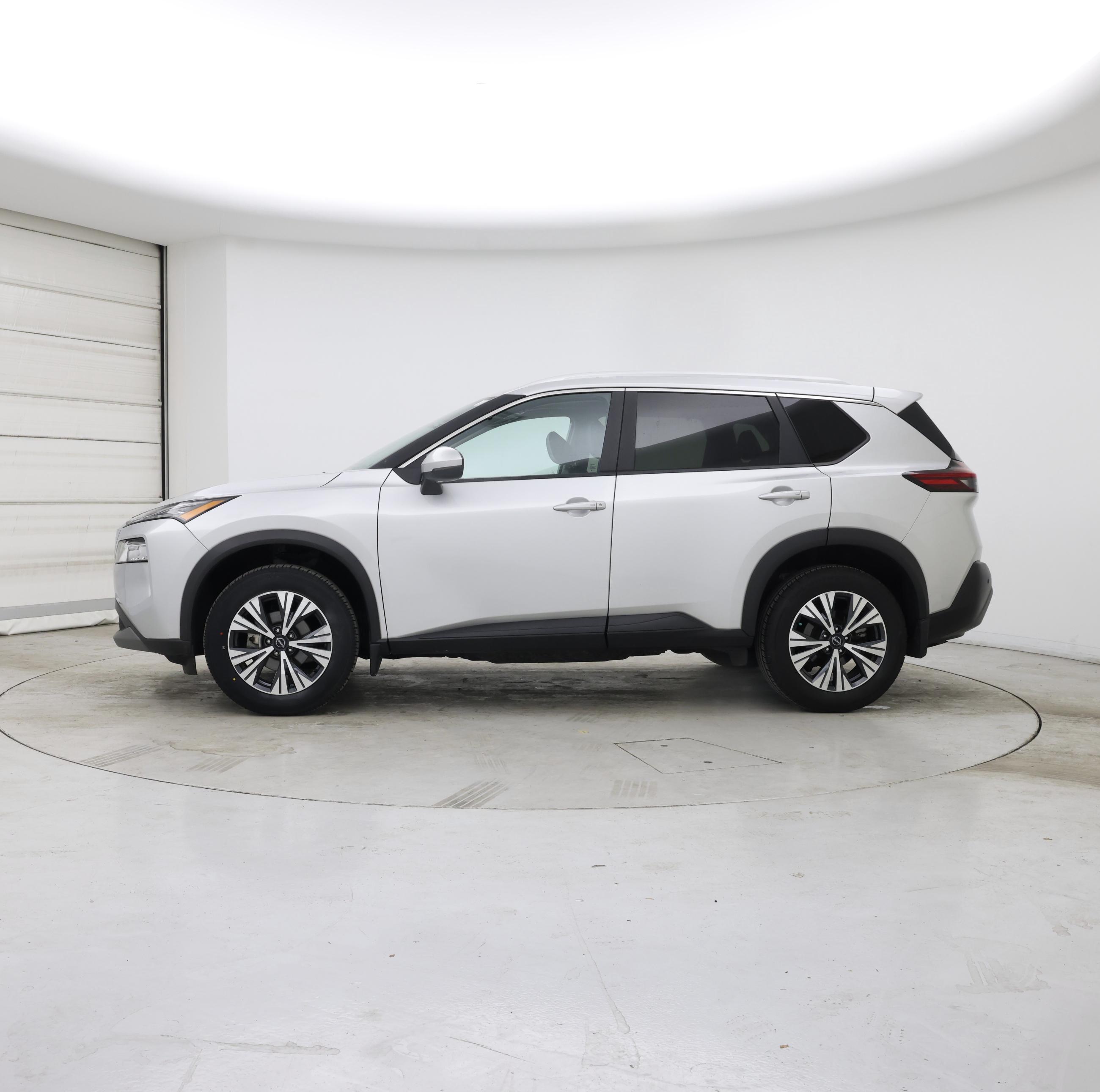 Thumbnail: 2023 Nissan Rogue - 3